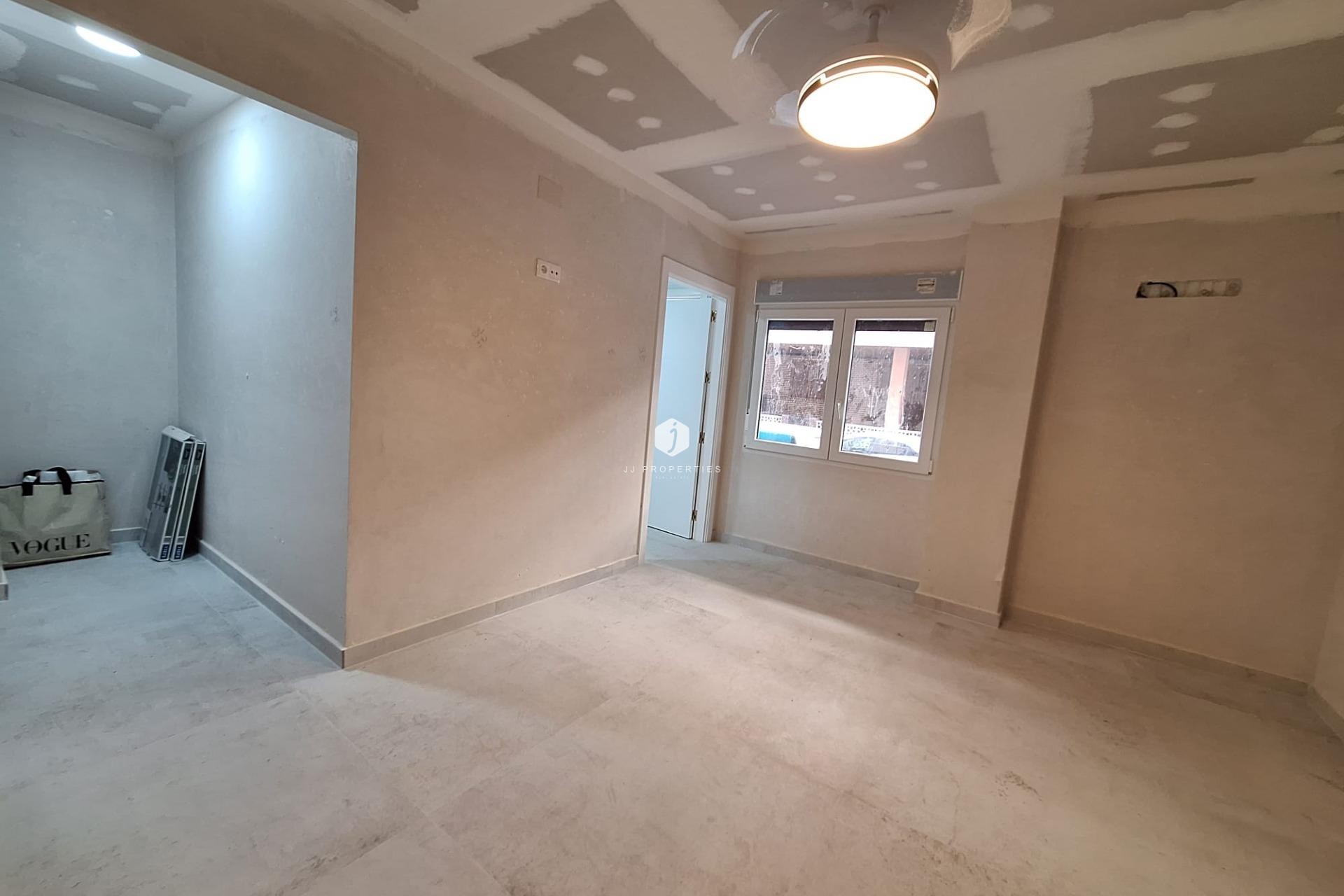 Segunda mano - Apartamento / piso -
Torrevieja - Acequion