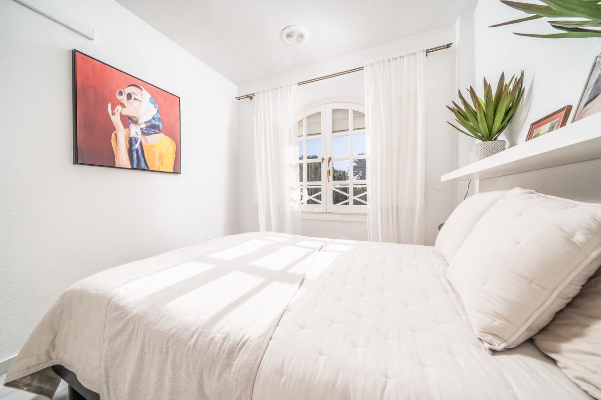 Segunda mano - Apartamento / piso -
Torrevieja - aguas nuevas