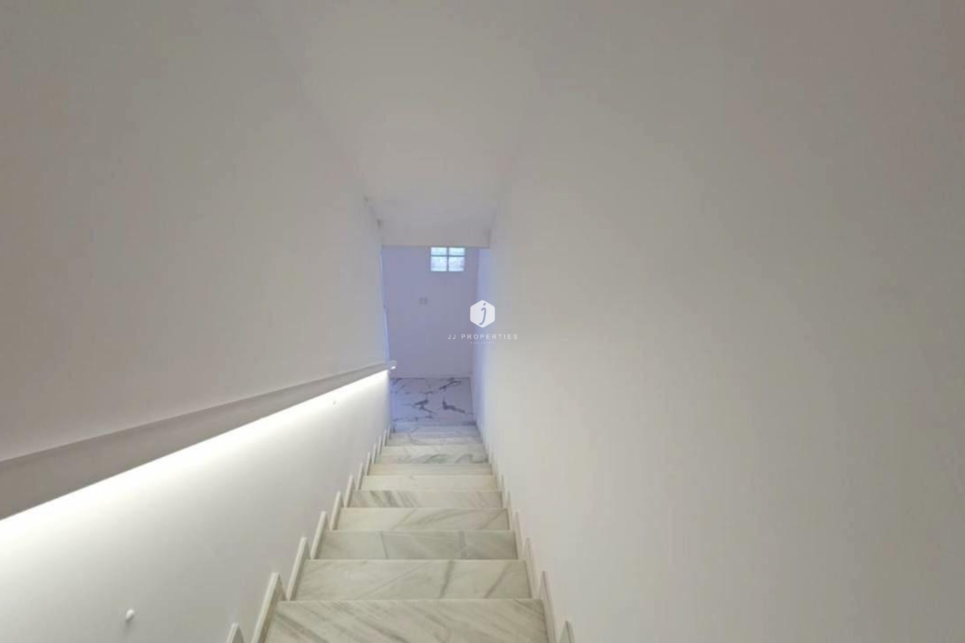 Segunda mano - Apartamento / piso -
Torrevieja - Cabo cervera