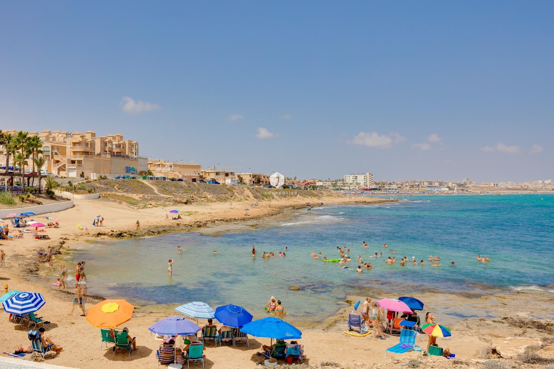 Segunda mano - Apartamento / piso -
Torrevieja - Cabo cervera