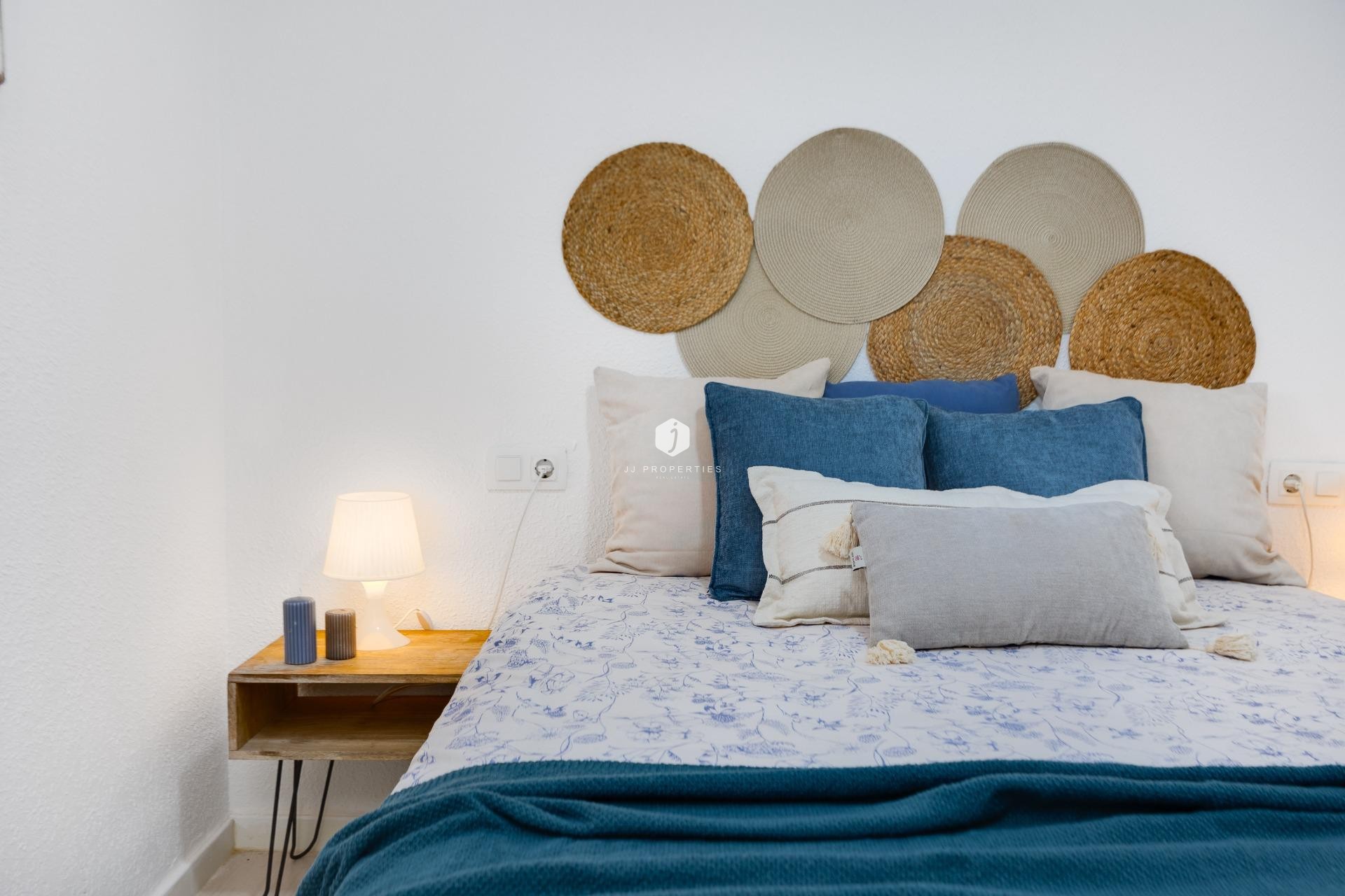 Segunda mano - Apartamento / piso -
Torrevieja - Cabo cervera