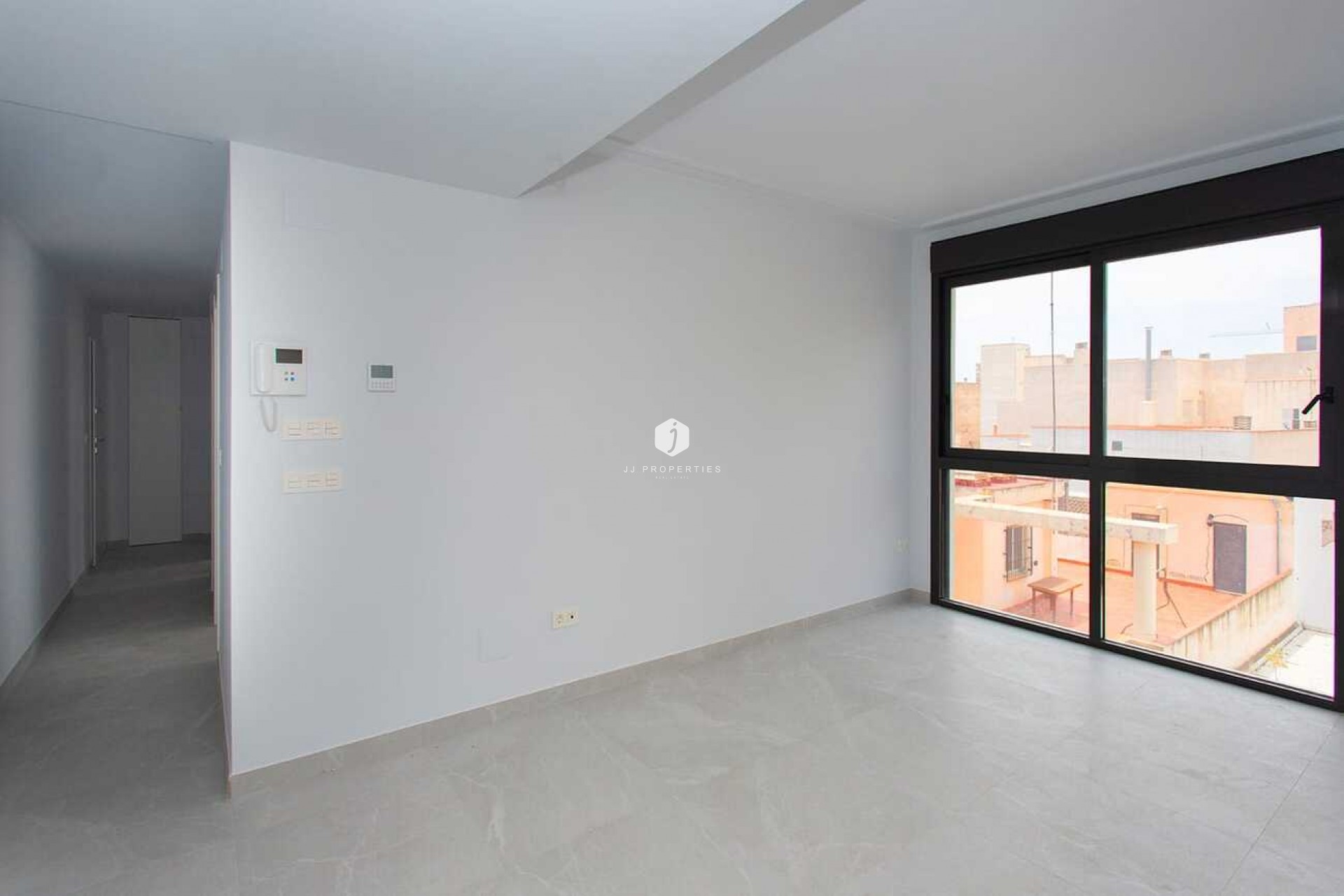Segunda mano - Apartamento / piso -
Torrevieja - CENTRE PLAYA DEL CURA LAS PISCINAS