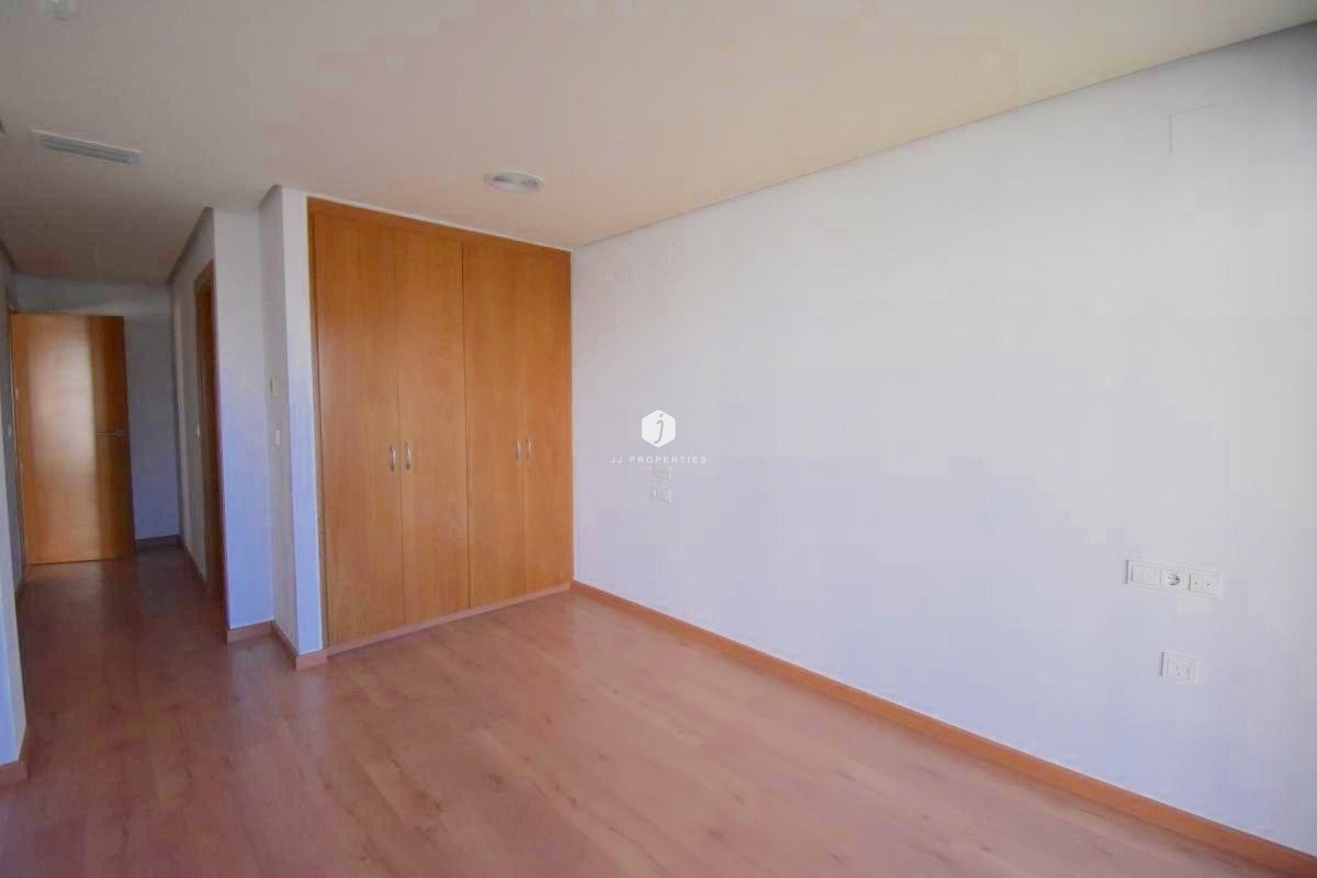 Segunda mano - Apartamento / piso -
Torrevieja - Centro - Muelle Pesquero