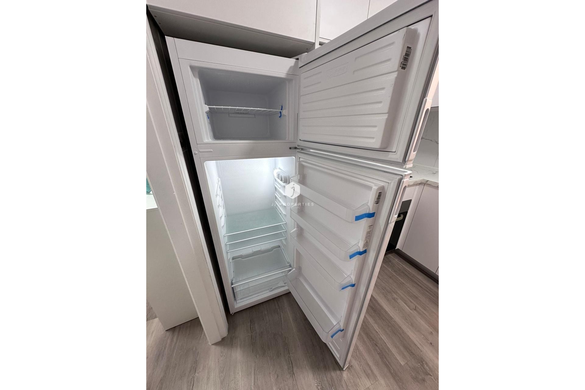 Segunda mano - Apartamento / piso -
Torrevieja - Centro - Muelle Pesquero