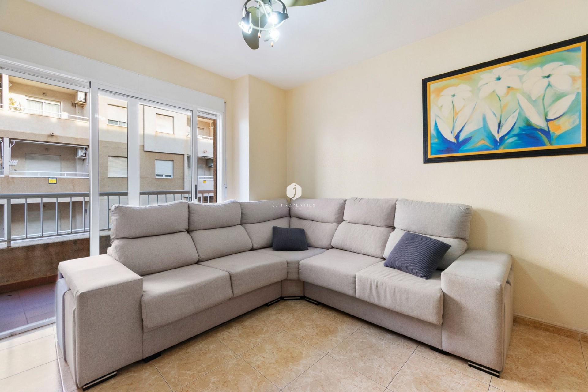 Segunda mano - Apartamento / piso -
Torrevieja - Centro