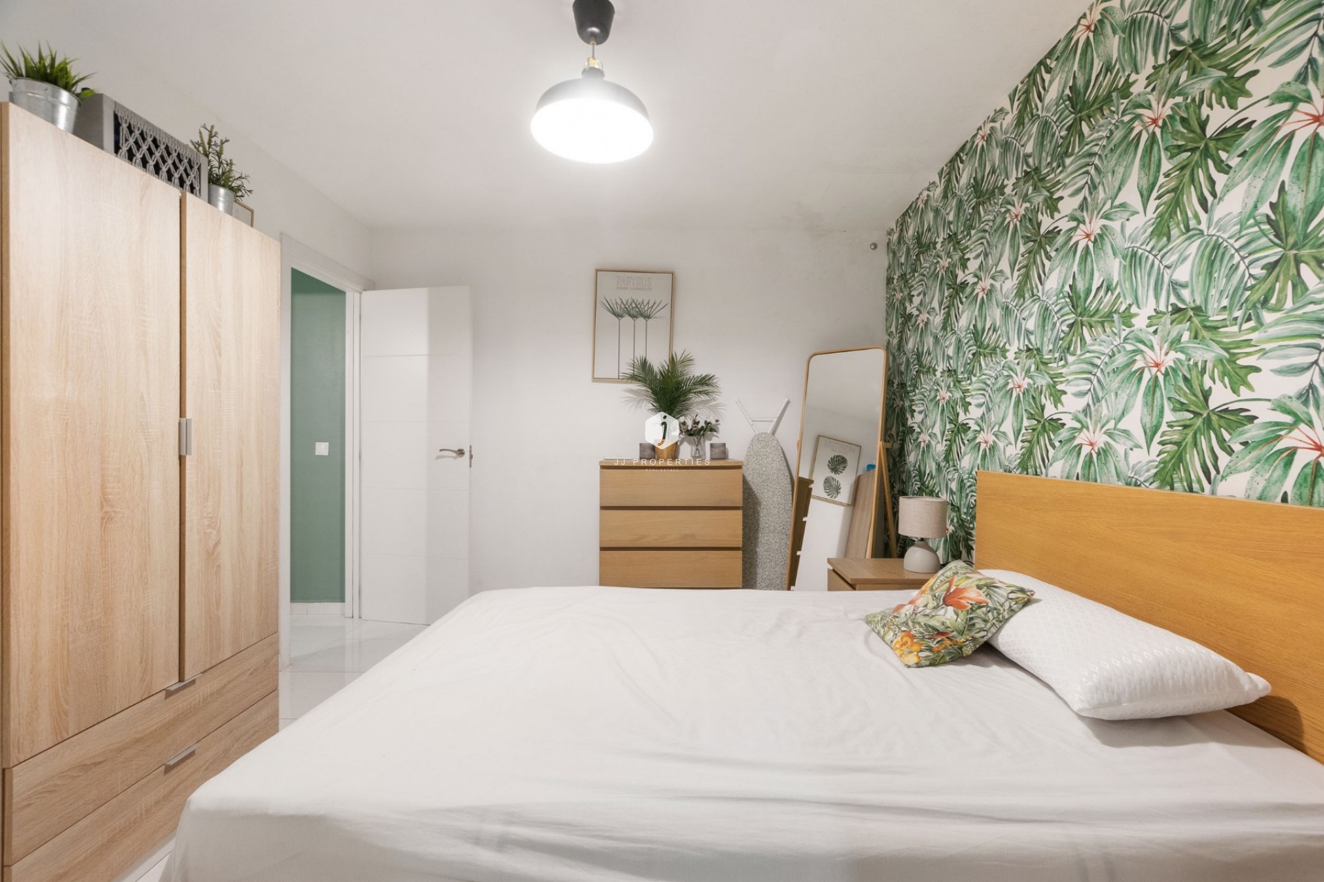 Segunda mano - Apartamento / piso -
Torrevieja - Centro