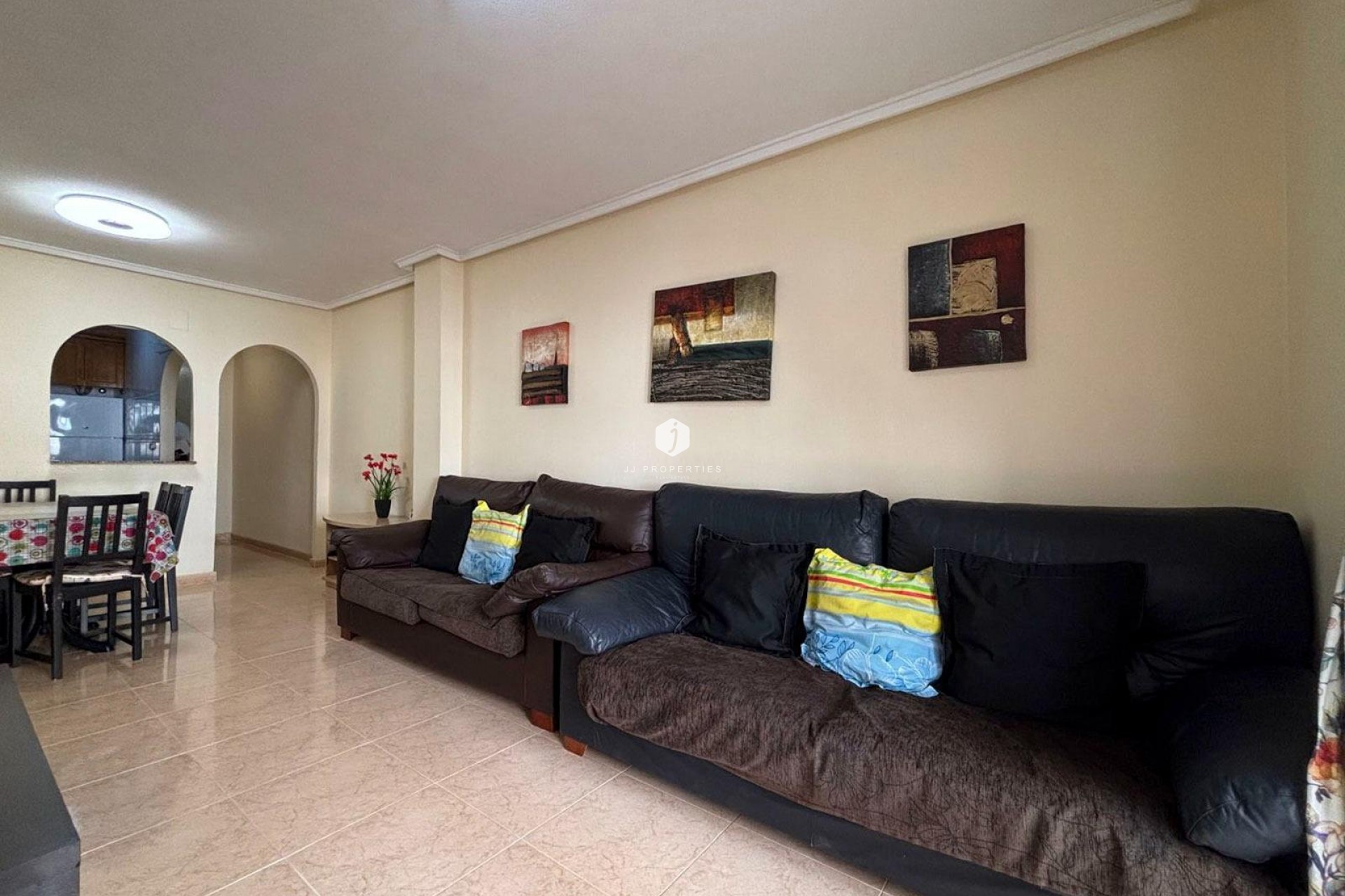 Segunda mano - Apartamento / piso -
Torrevieja - Centro