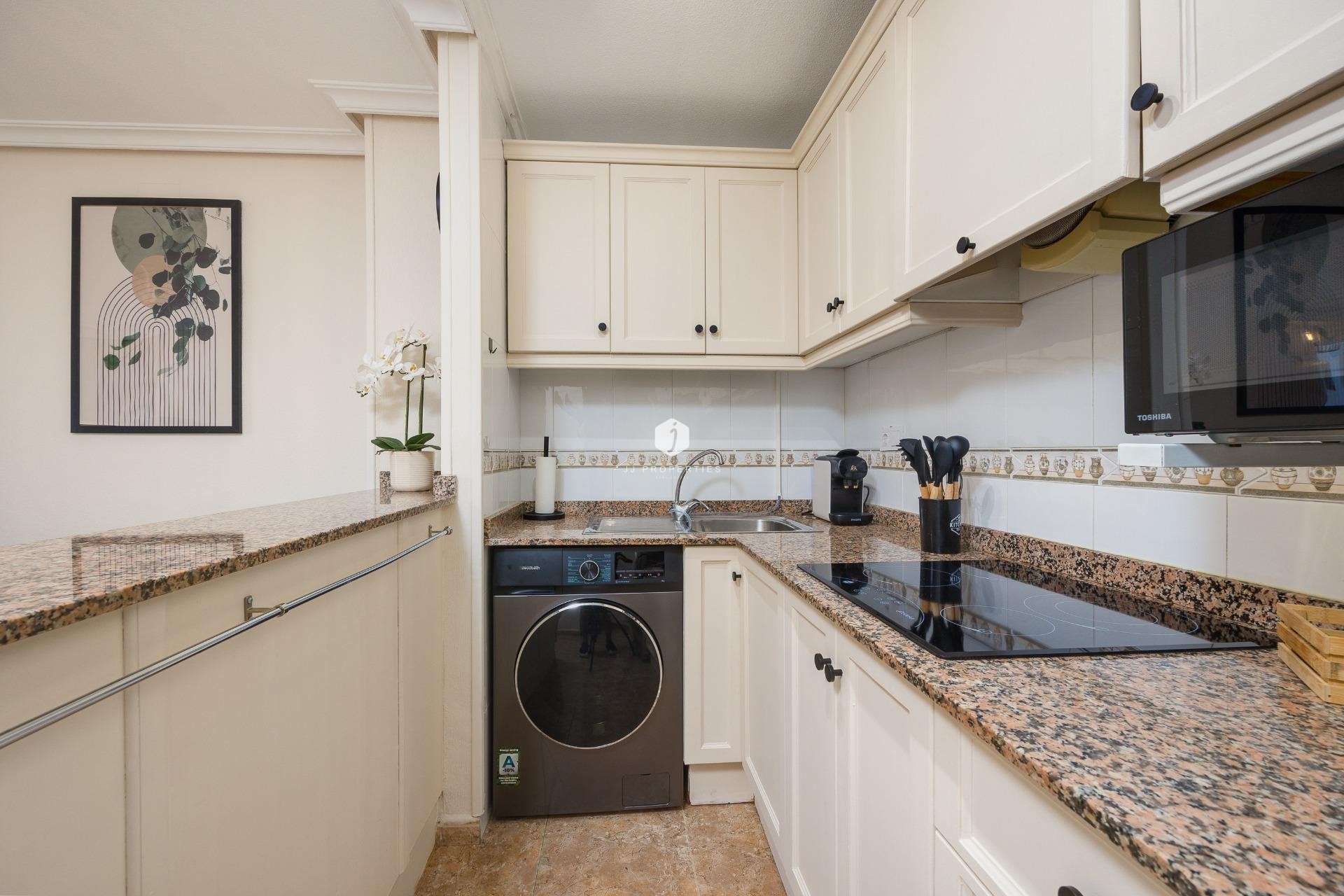 Segunda mano - Apartamento / piso -
Torrevieja - Centro