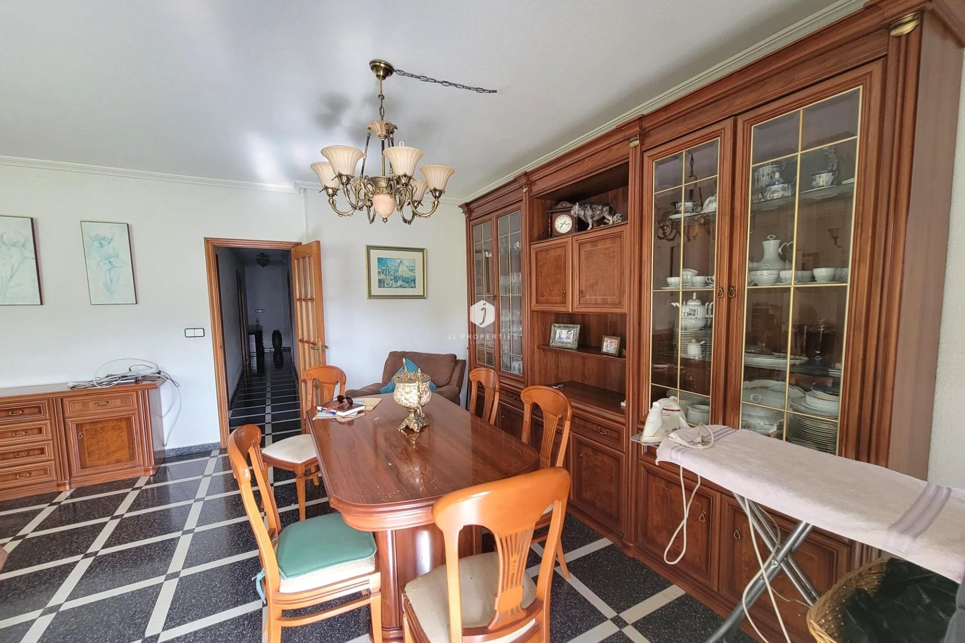 Segunda mano - Apartamento / piso -
Torrevieja - Centro