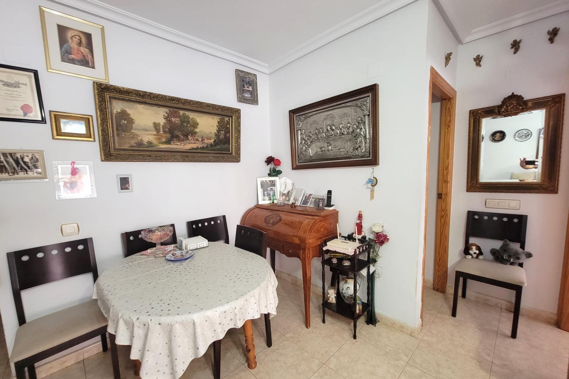 Segunda mano - Apartamento / piso -
Torrevieja - Centro