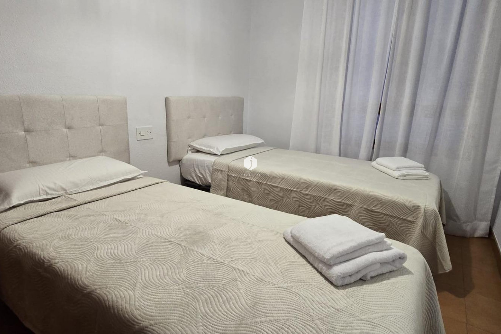 Segunda mano - Apartamento / piso -
Torrevieja - Centro