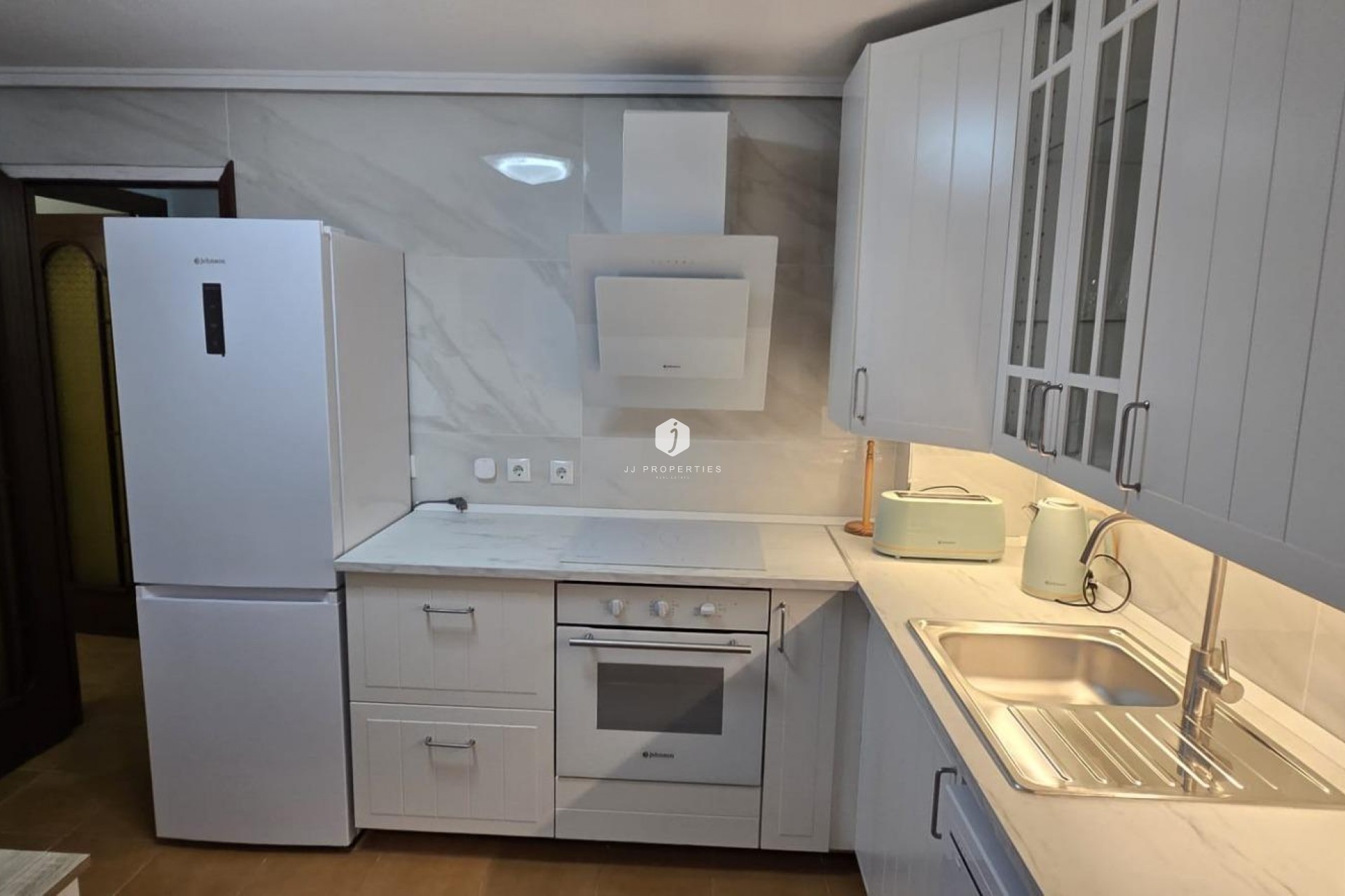 Segunda mano - Apartamento / piso -
Torrevieja - Centro