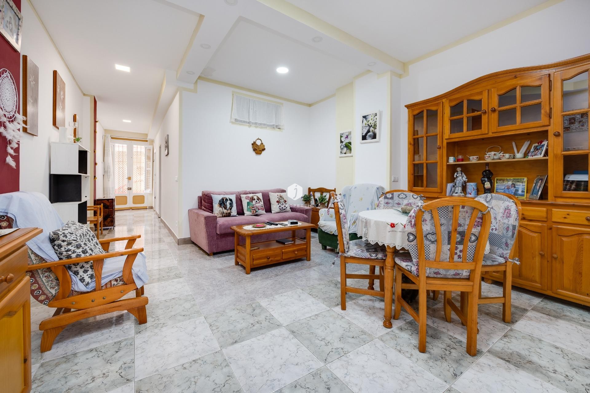 Segunda mano - Apartamento / piso -
Torrevieja - Centro