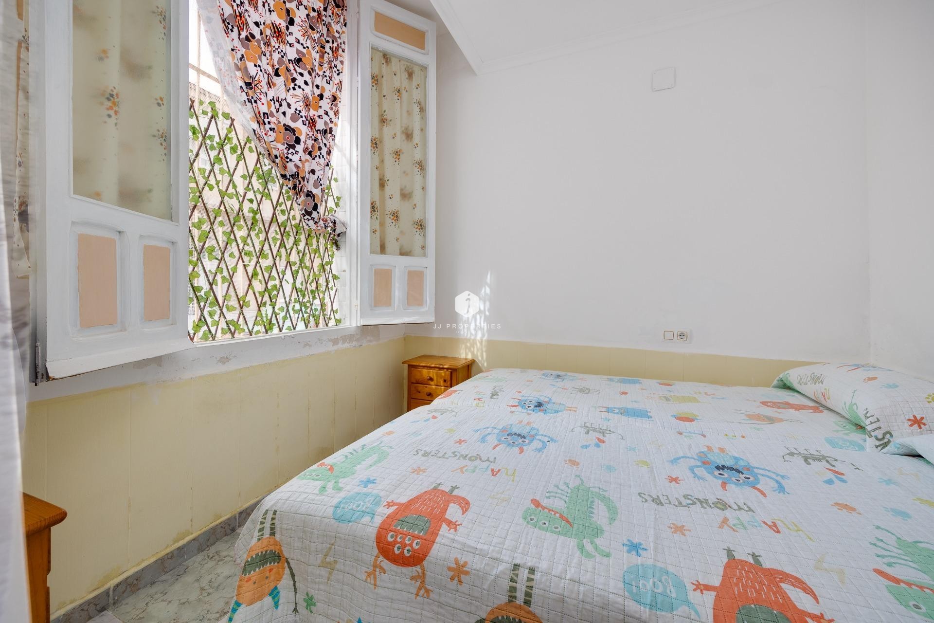 Segunda mano - Apartamento / piso -
Torrevieja - Centro