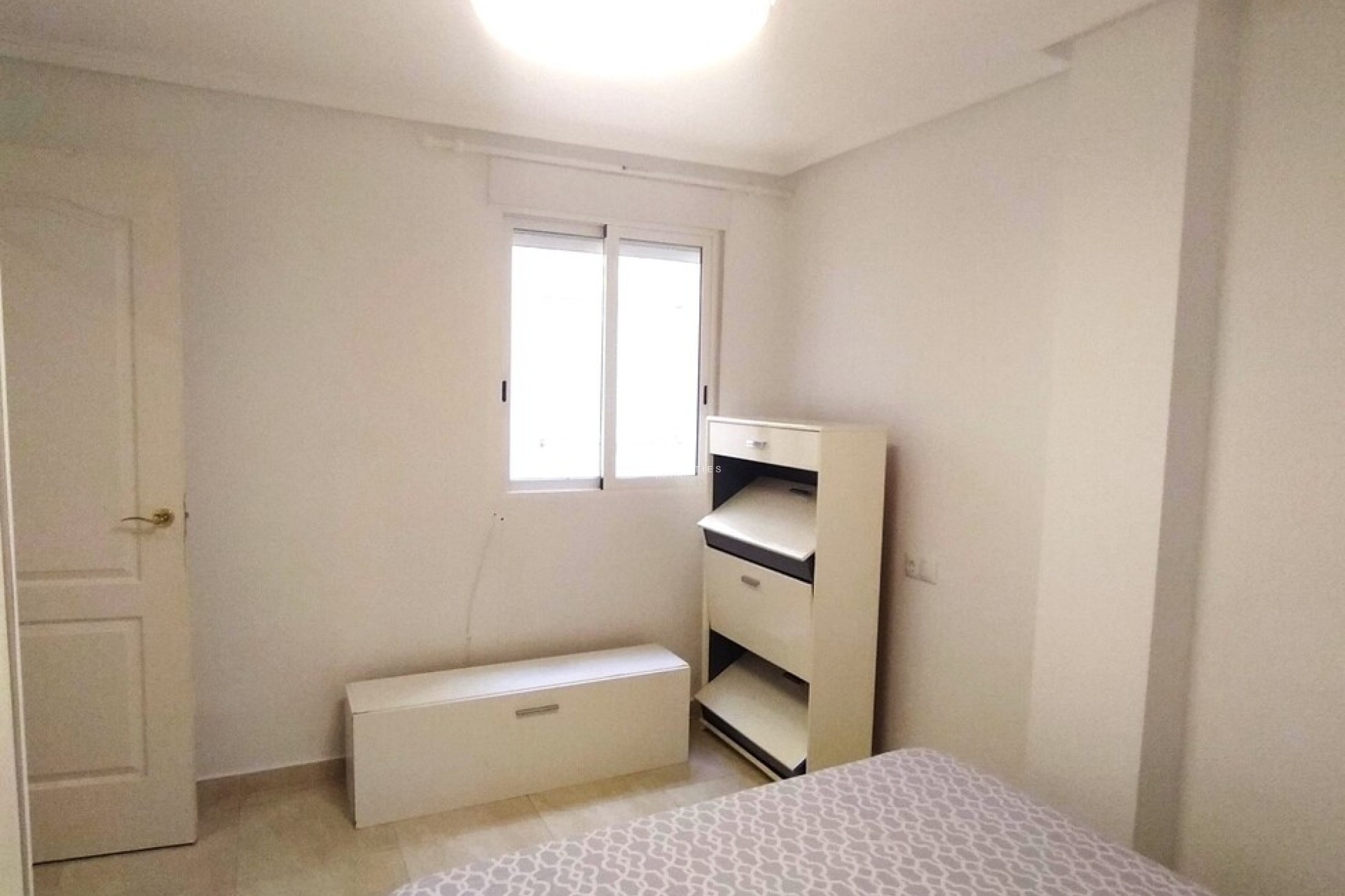 Segunda mano - Apartamento / piso -
Torrevieja - Centro