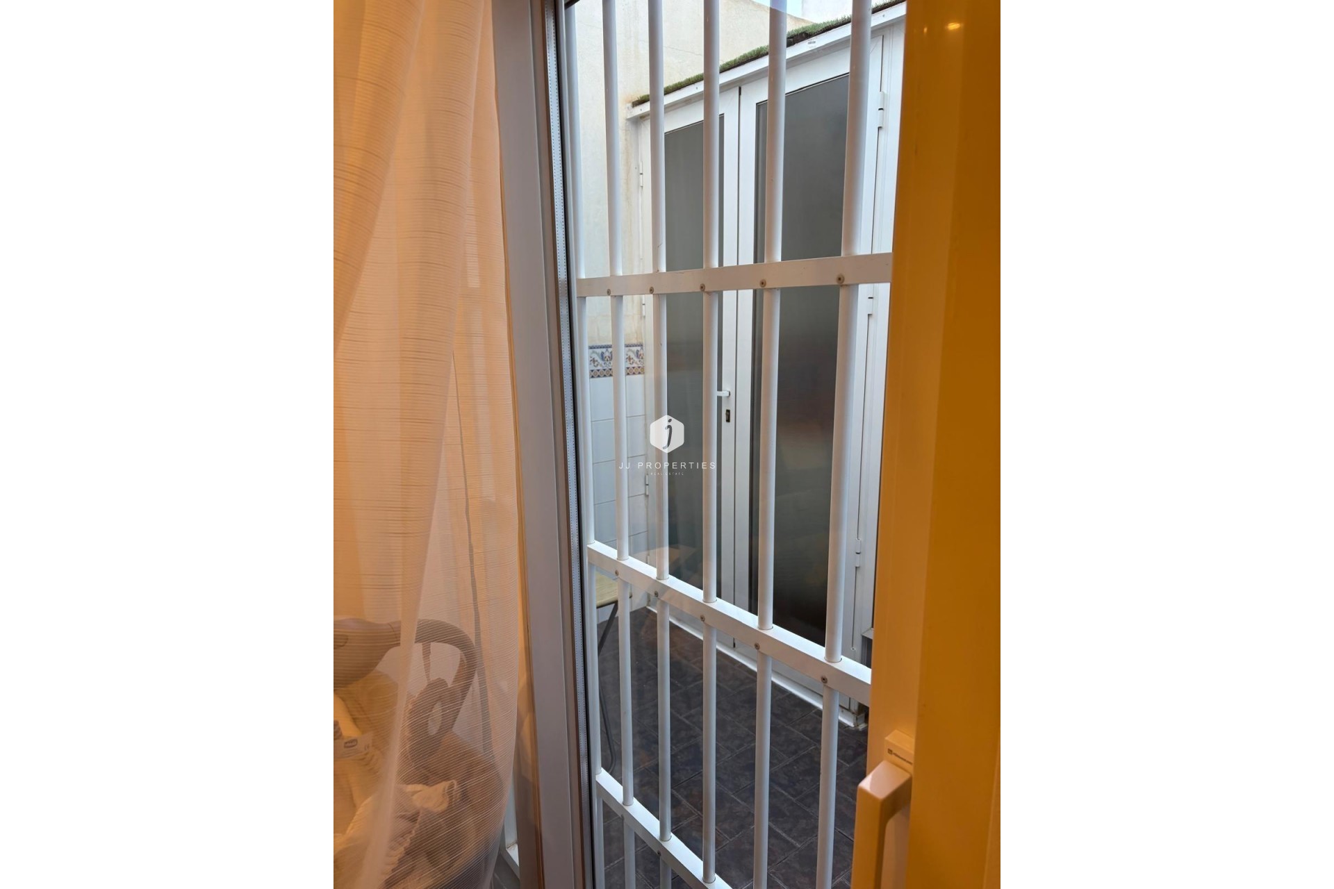 Segunda mano - Apartamento / piso -
Torrevieja - Centro