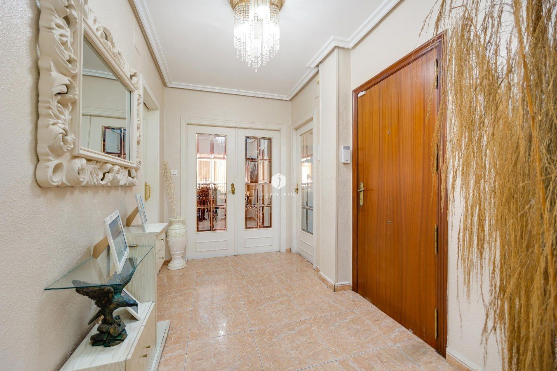 Segunda mano - Apartamento / piso -
Torrevieja - Centro