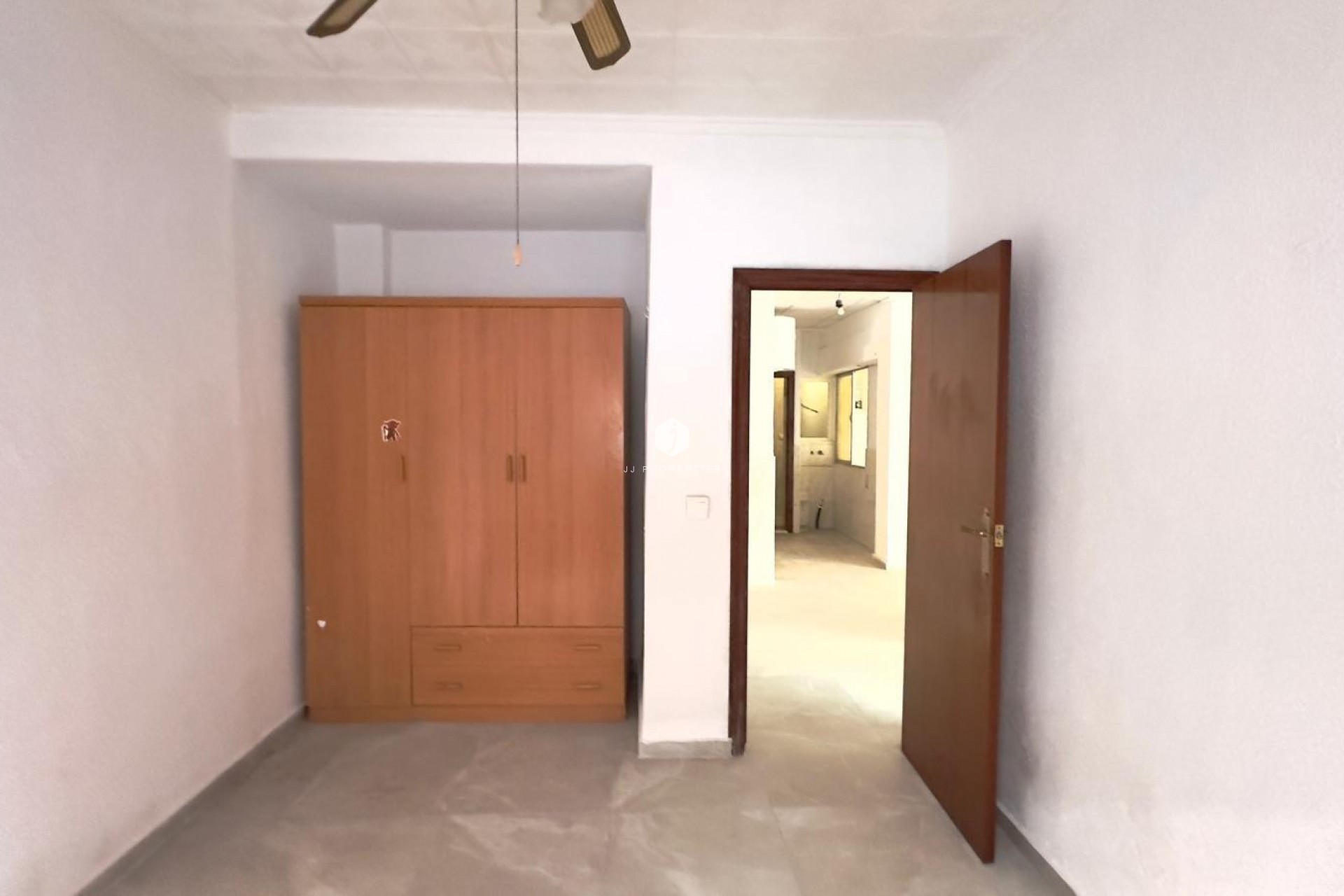 Segunda mano - Apartamento / piso -
Torrevieja - Centro