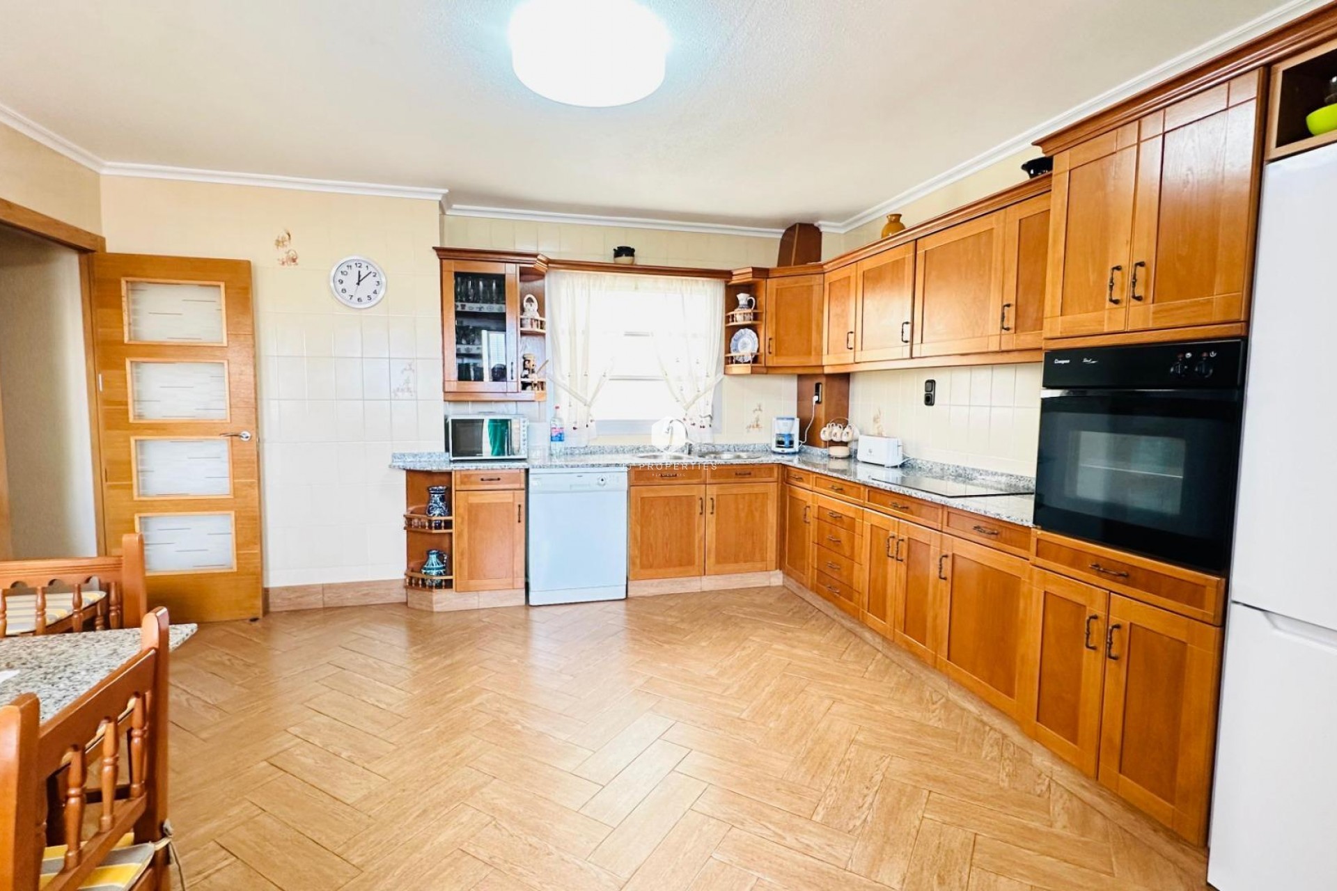 Segunda mano - Apartamento / piso -
Torrevieja - Centro