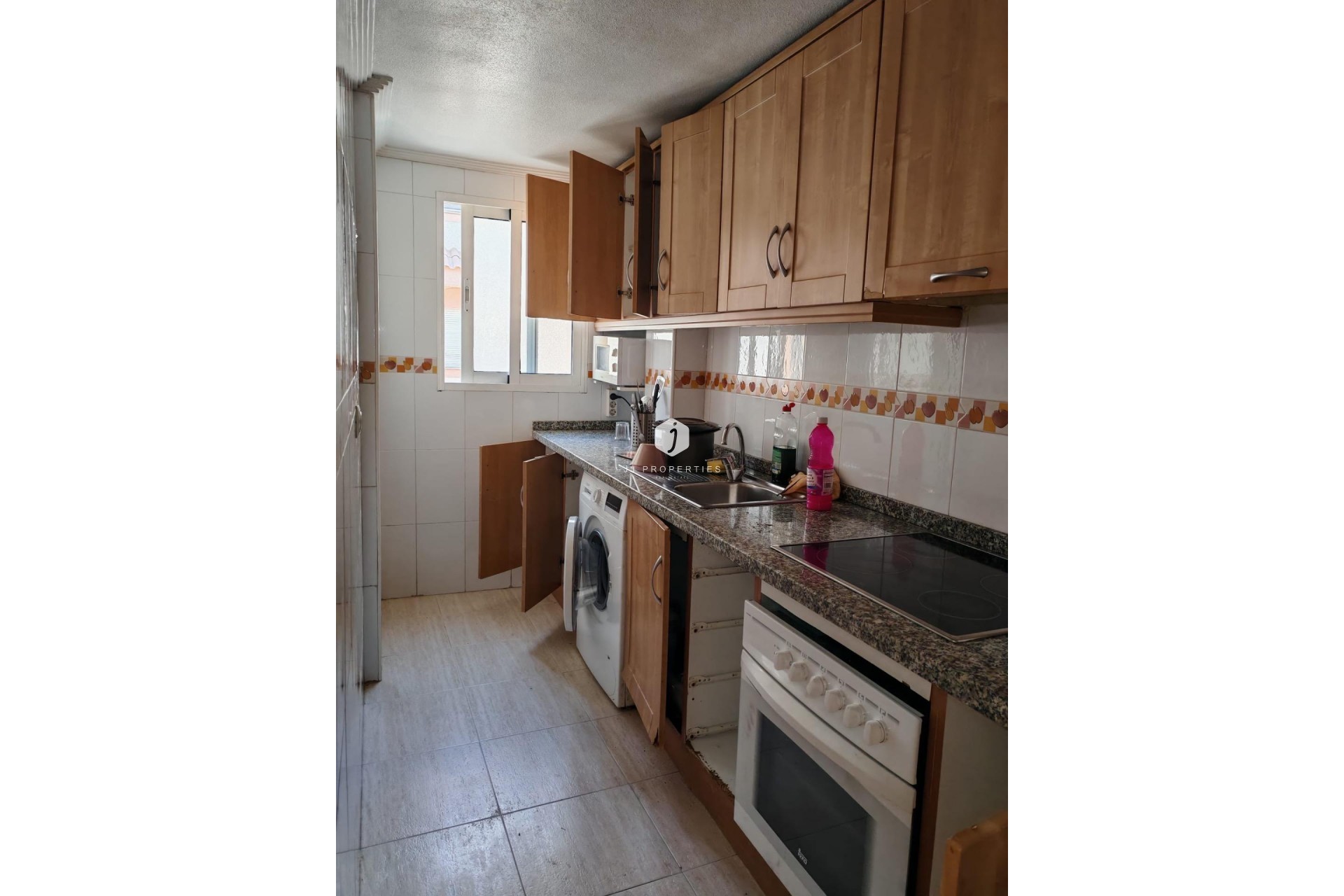 Segunda mano - Apartamento / piso -
Torrevieja - Centro