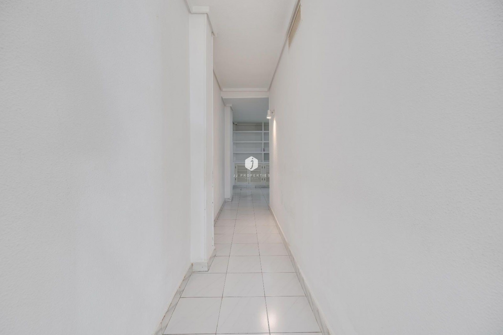 Segunda mano - Apartamento / piso -
Torrevieja - Centro