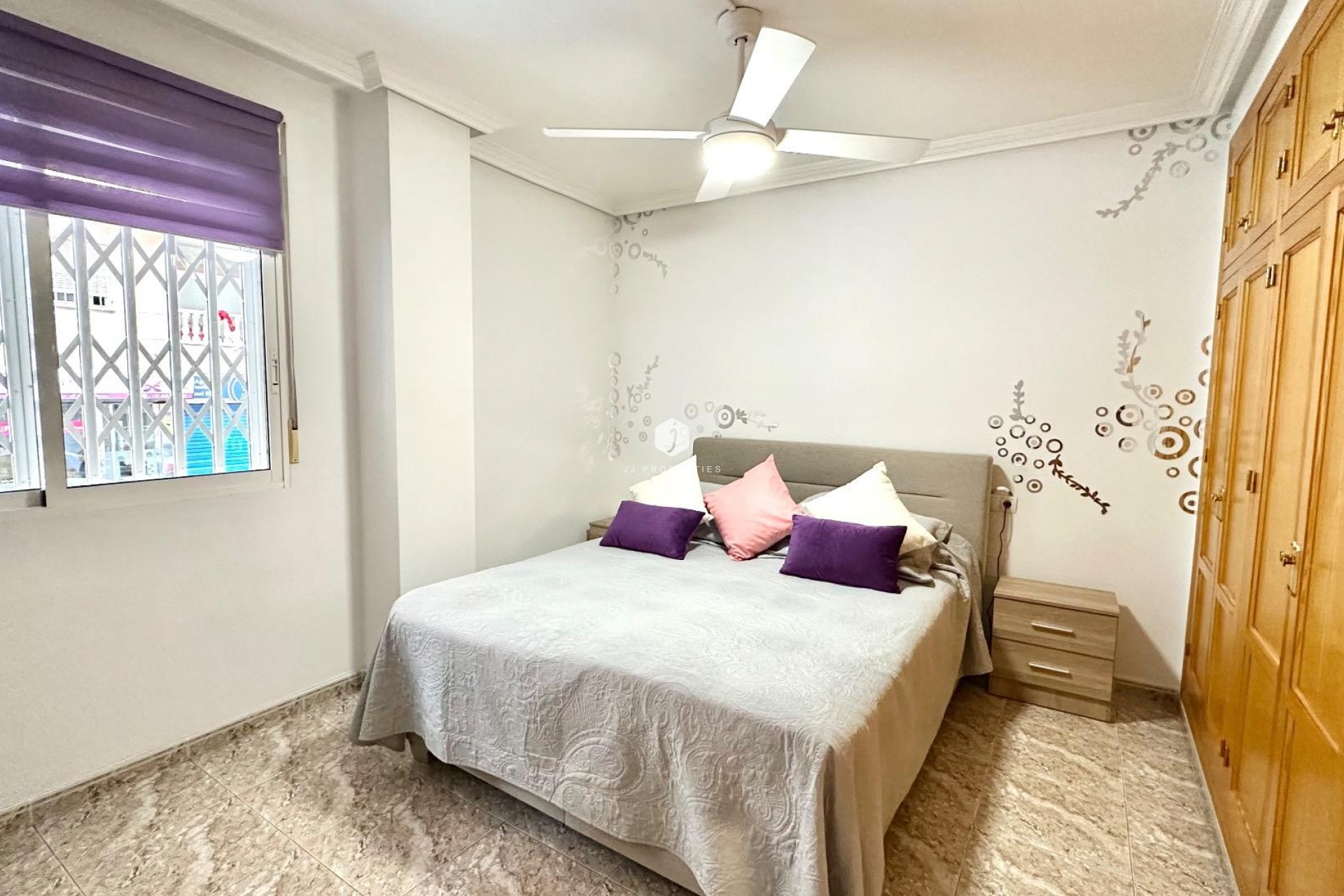 Segunda mano - Apartamento / piso -
Torrevieja - Centro