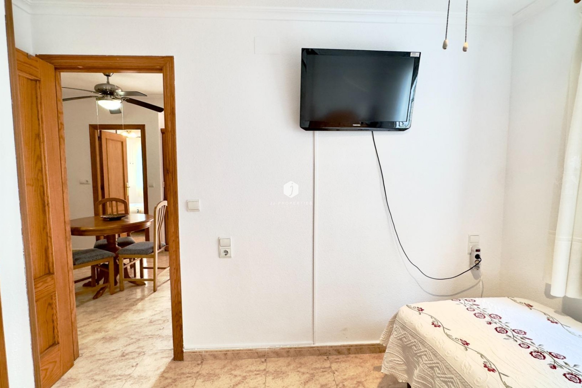 Segunda mano - Apartamento / piso -
Torrevieja - Centro