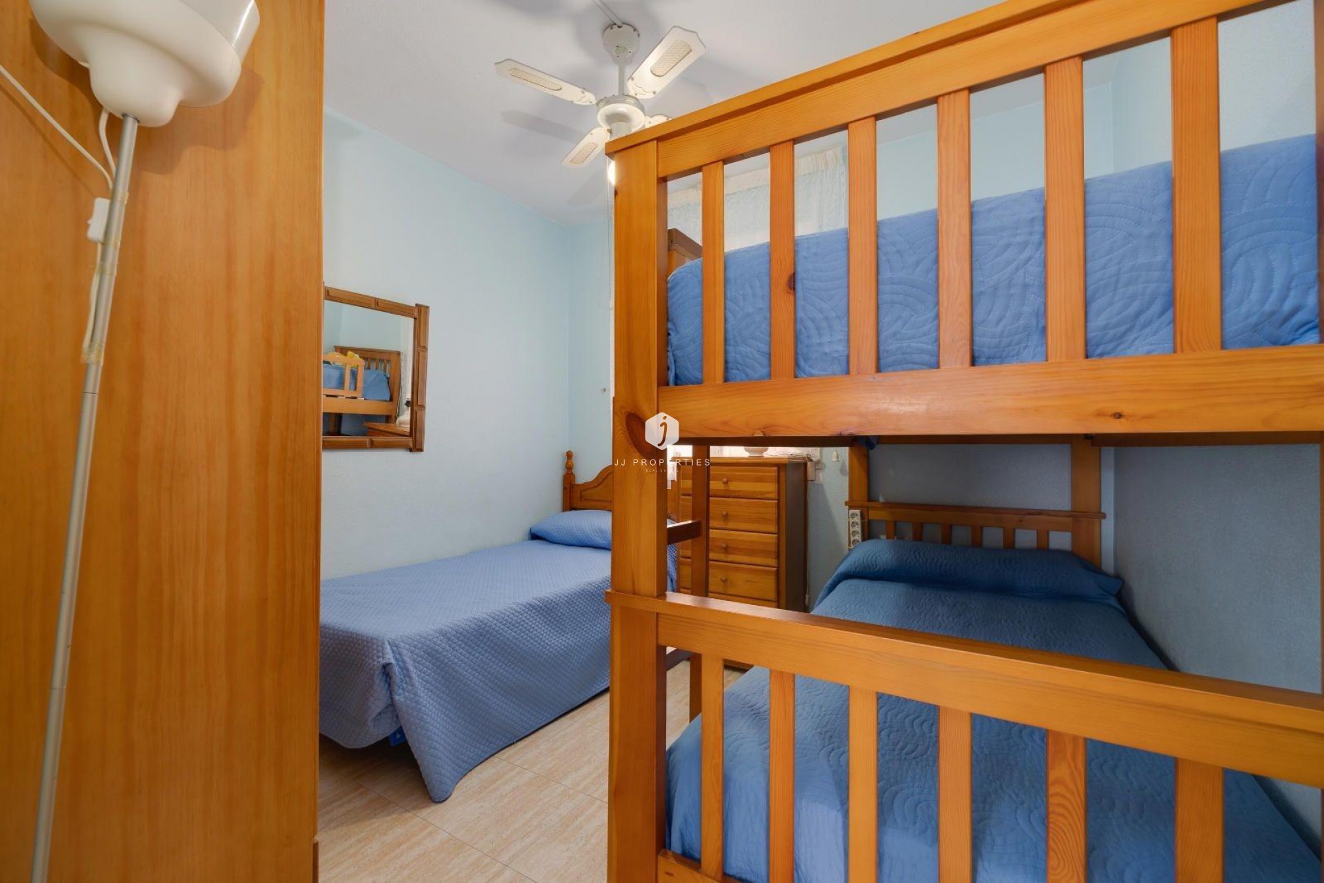 Segunda mano - Apartamento / piso -
Torrevieja - Centro