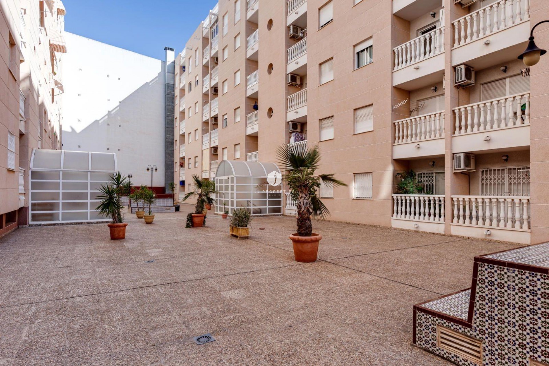Segunda mano - Apartamento / piso -
Torrevieja - Centro