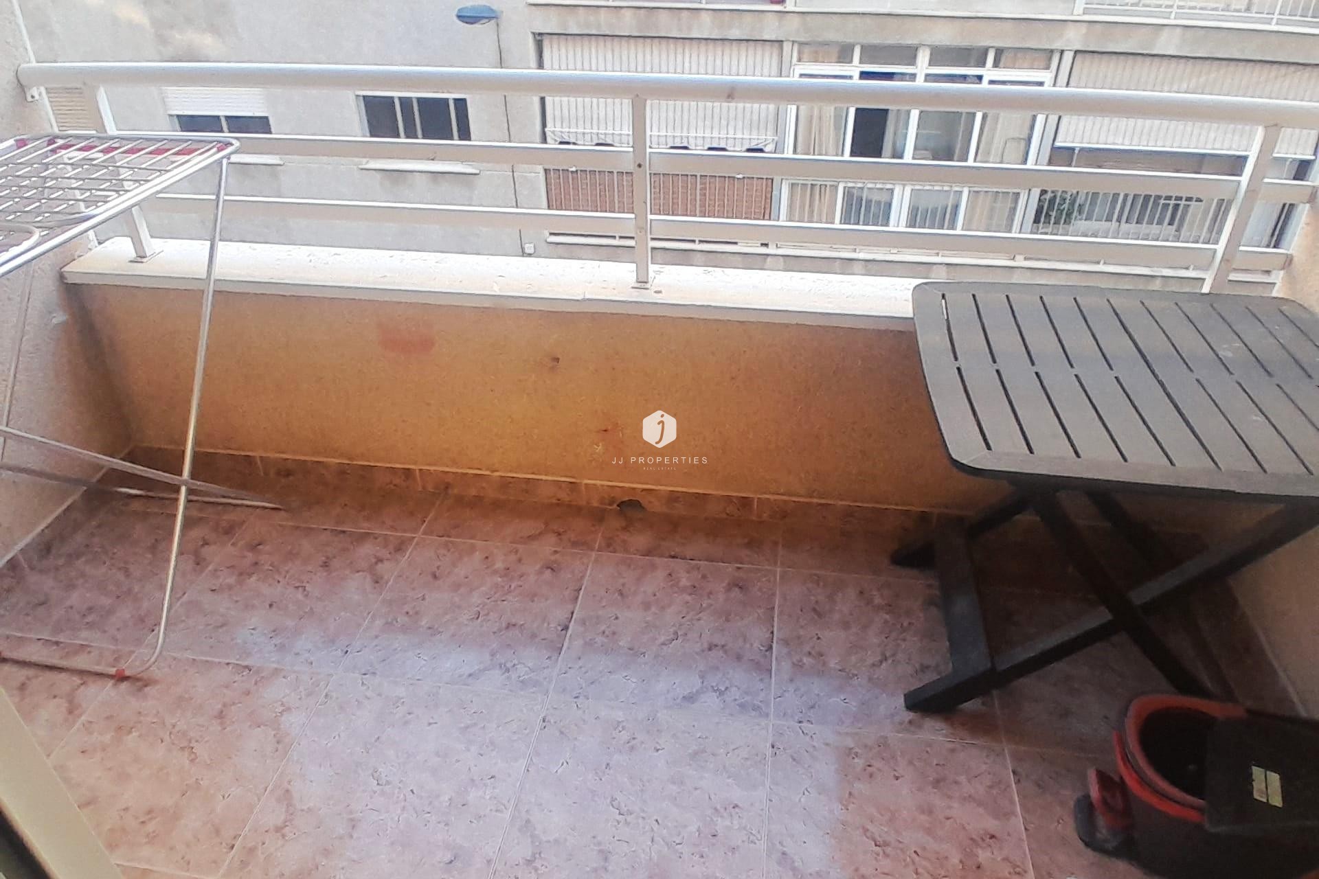 Segunda mano - Apartamento / piso -
Torrevieja - Centro