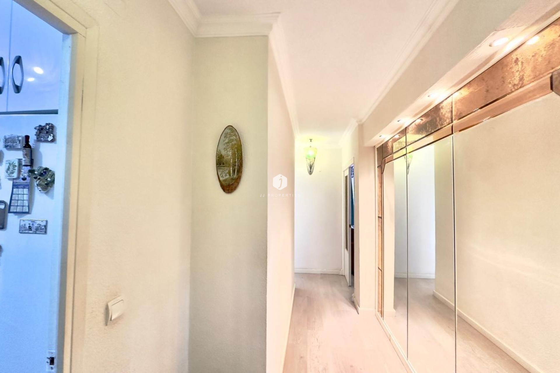 Segunda mano - Apartamento / piso -
Torrevieja - Centro