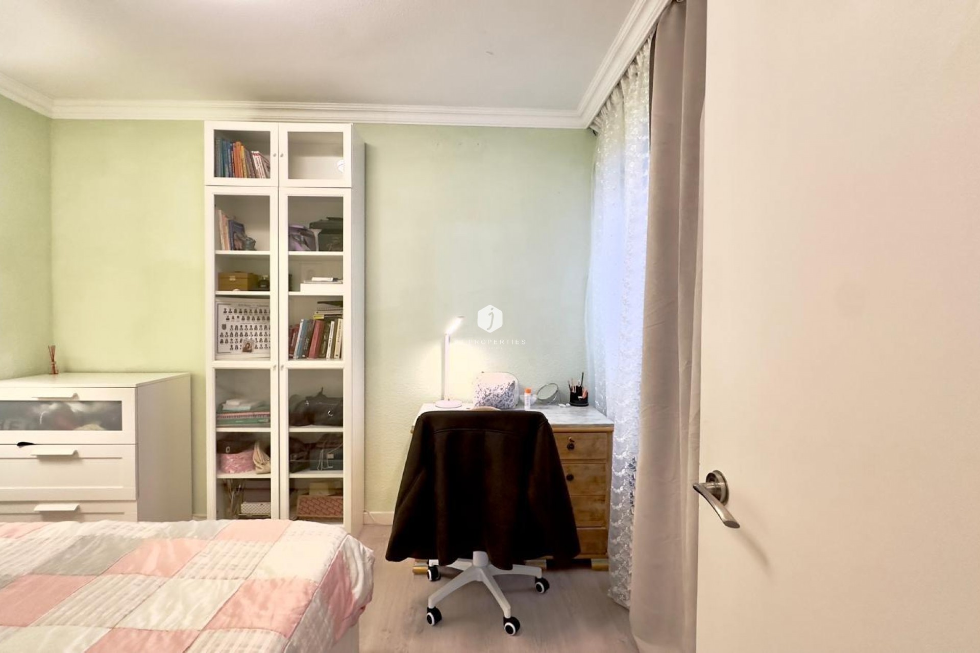 Segunda mano - Apartamento / piso -
Torrevieja - Centro