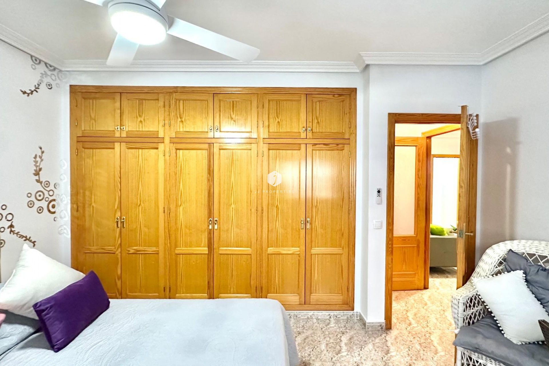 Segunda mano - Apartamento / piso -
Torrevieja - Centro