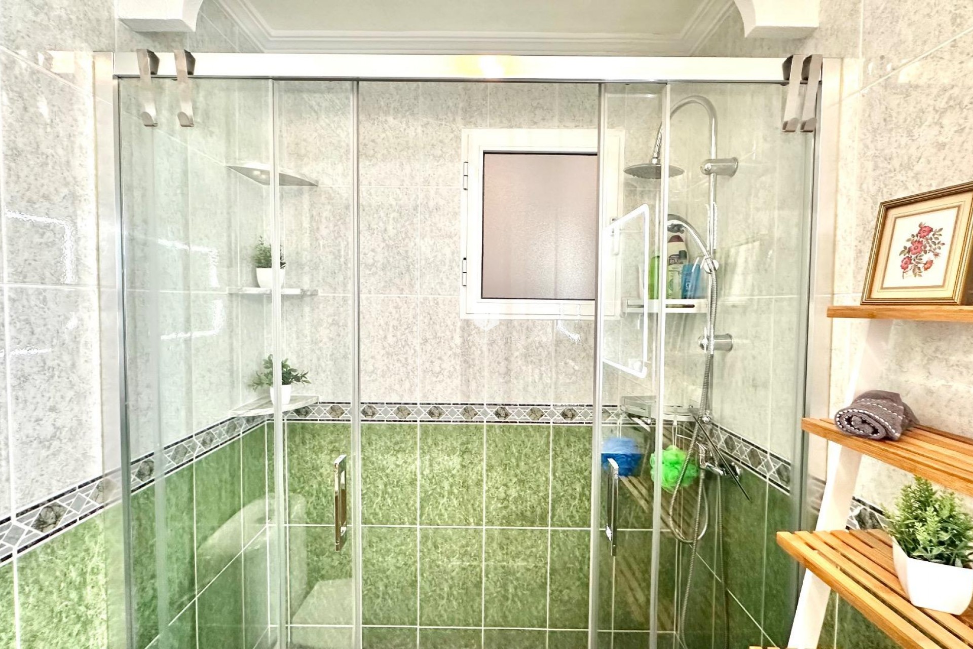 Segunda mano - Apartamento / piso -
Torrevieja - Centro