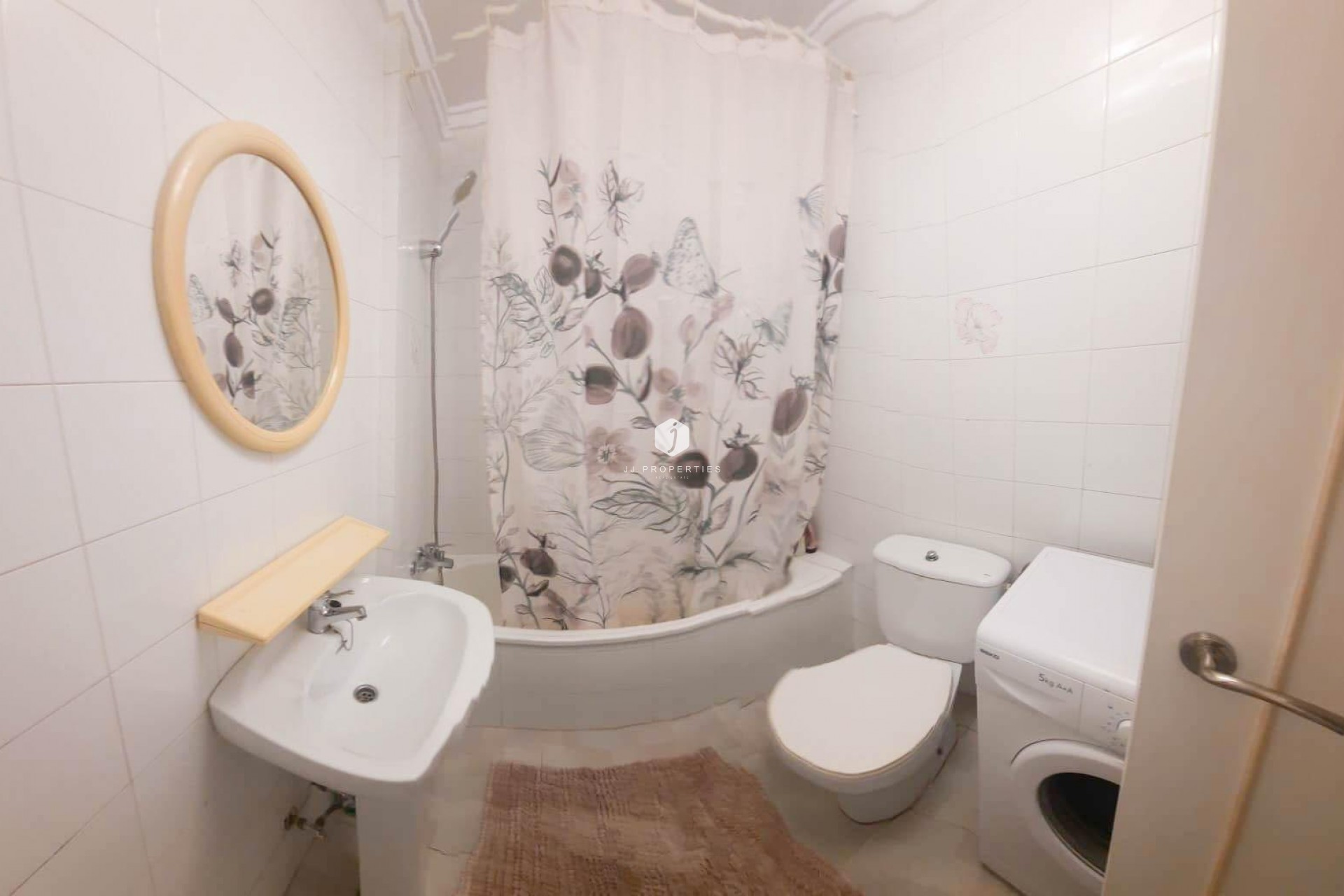 Segunda mano - Apartamento / piso -
Torrevieja - Centro