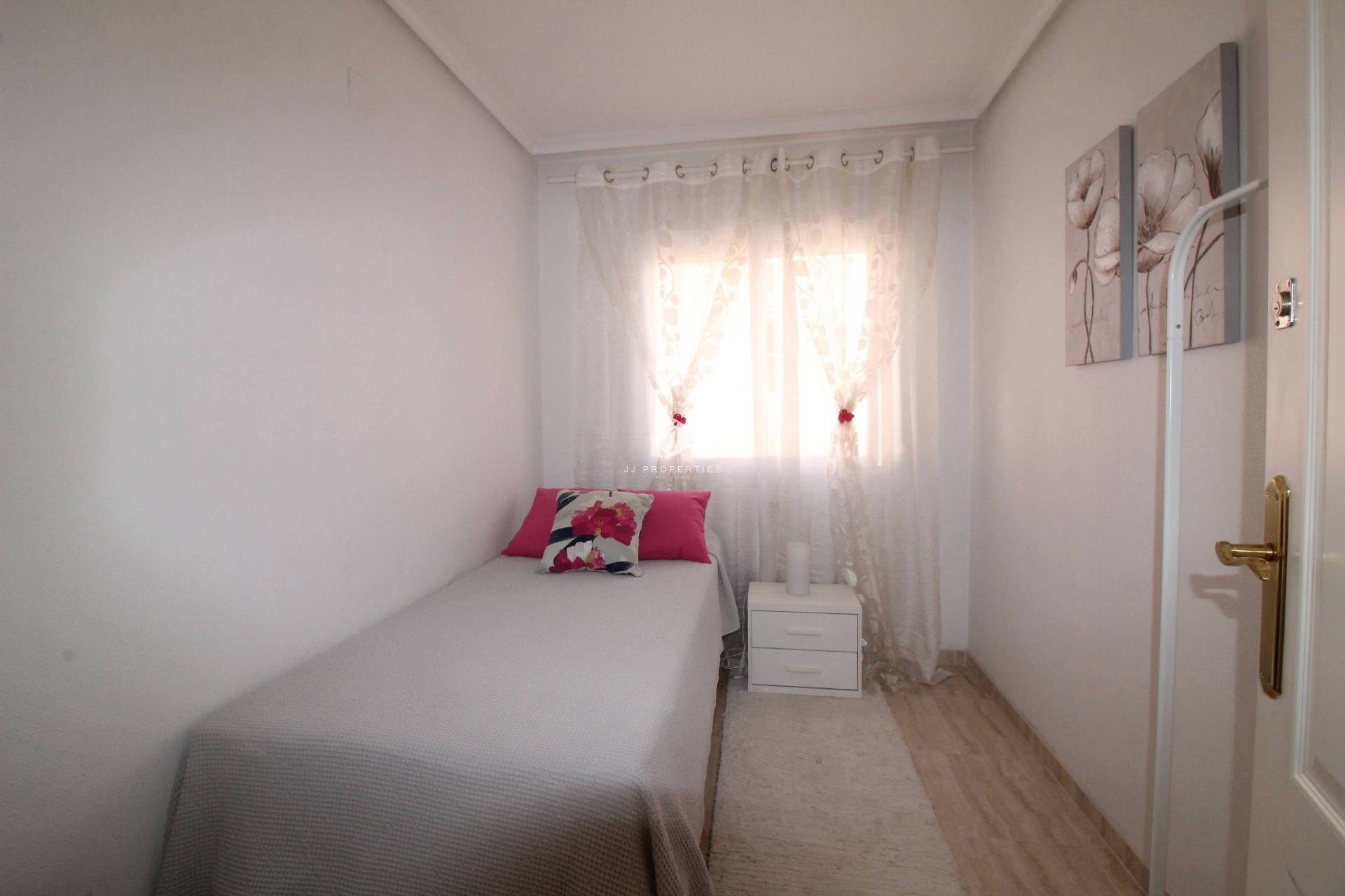 Segunda mano - Apartamento / piso -
Torrevieja - Centro