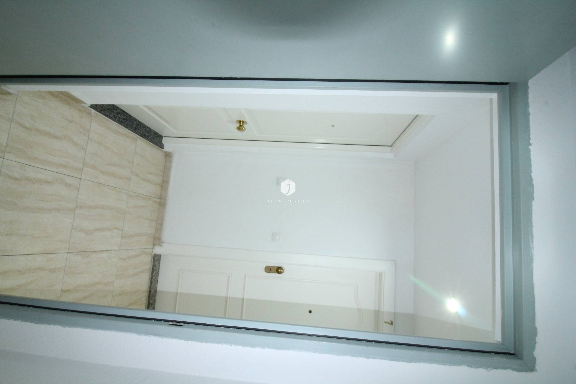 Segunda mano - Apartamento / piso -
Torrevieja - Centro