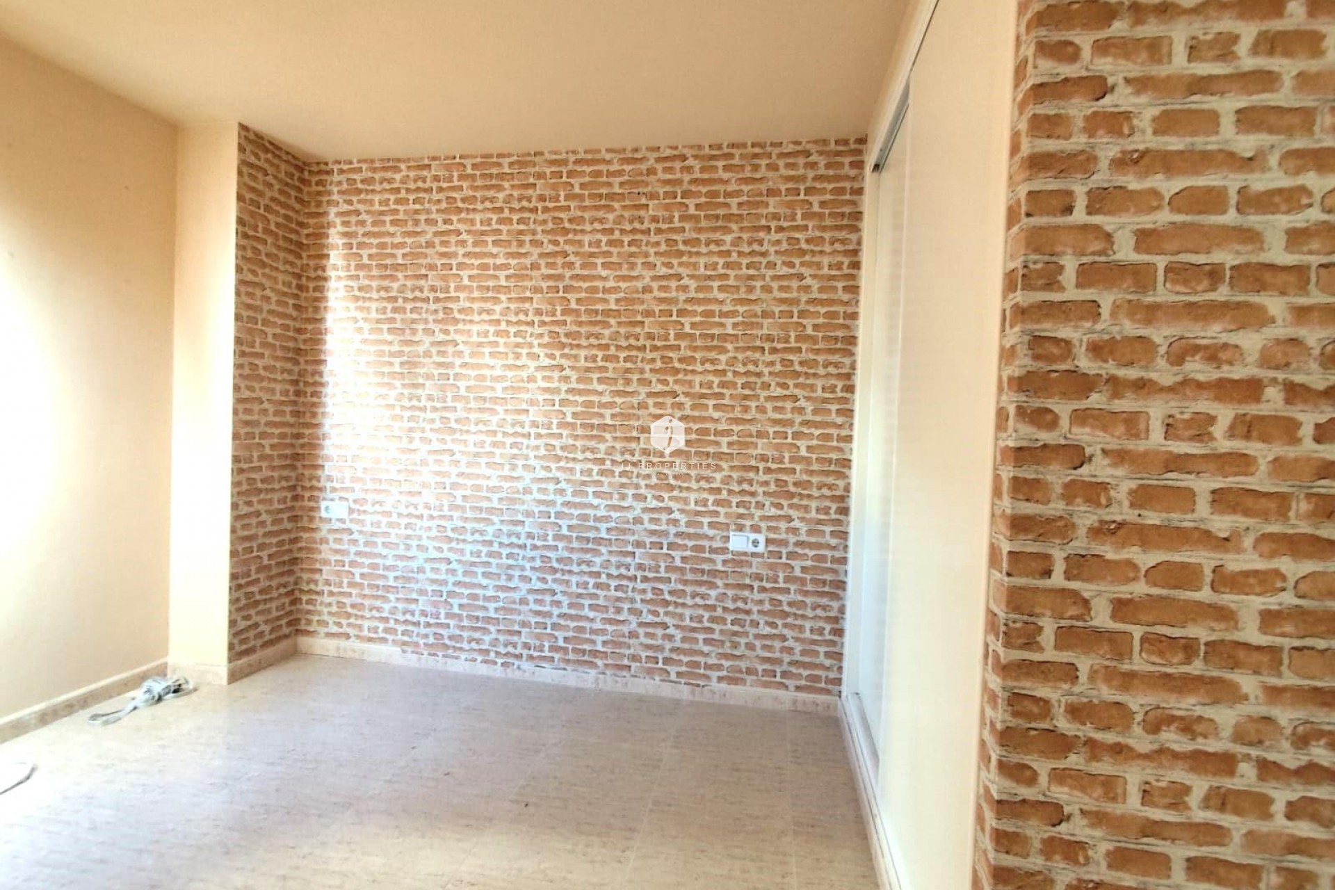 Segunda mano - Apartamento / piso -
Torrevieja - Centro