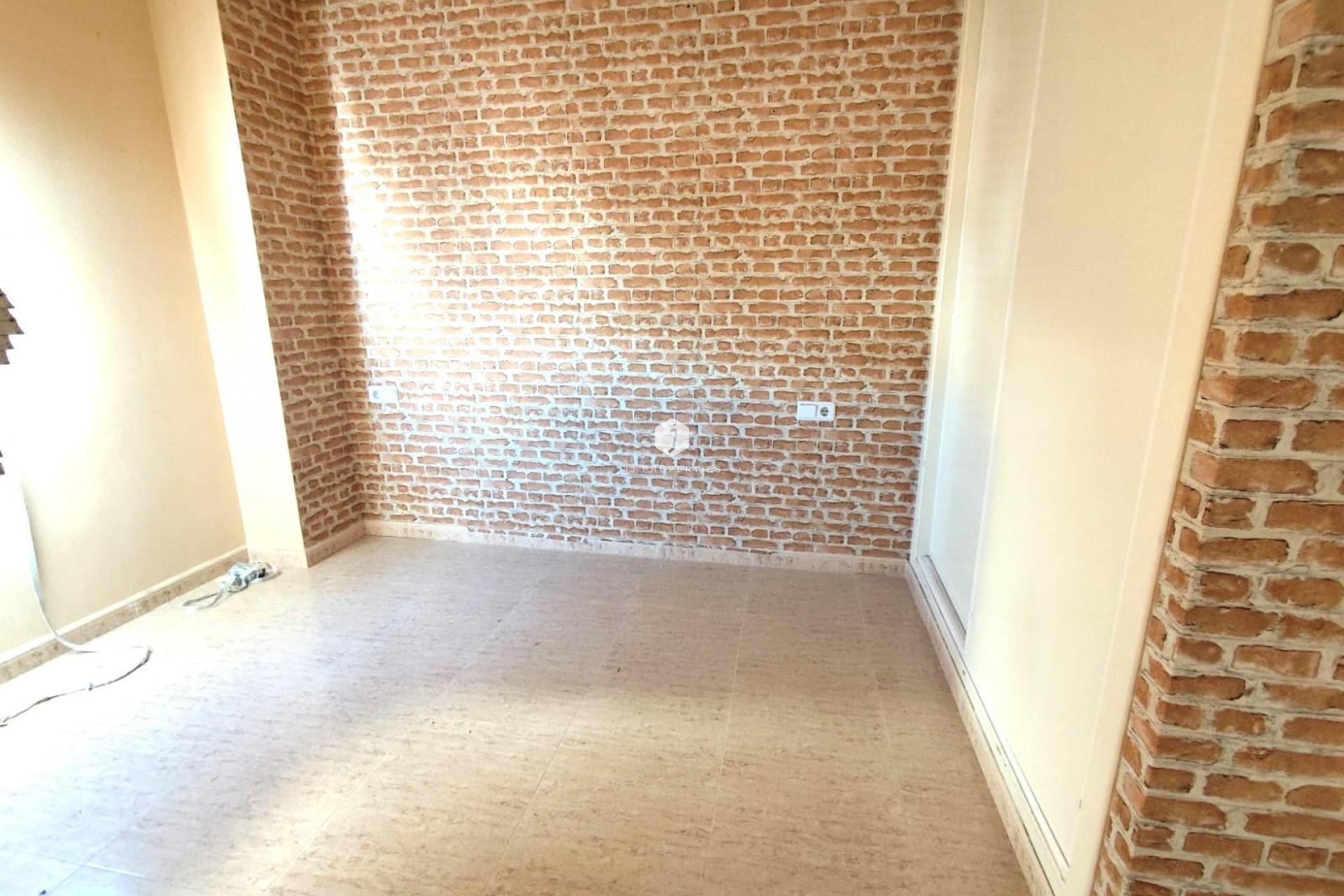 Segunda mano - Apartamento / piso -
Torrevieja - Centro