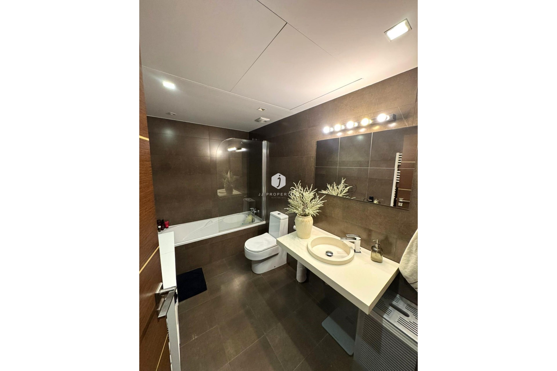 Segunda mano - Apartamento / piso -
Torrevieja - Centro