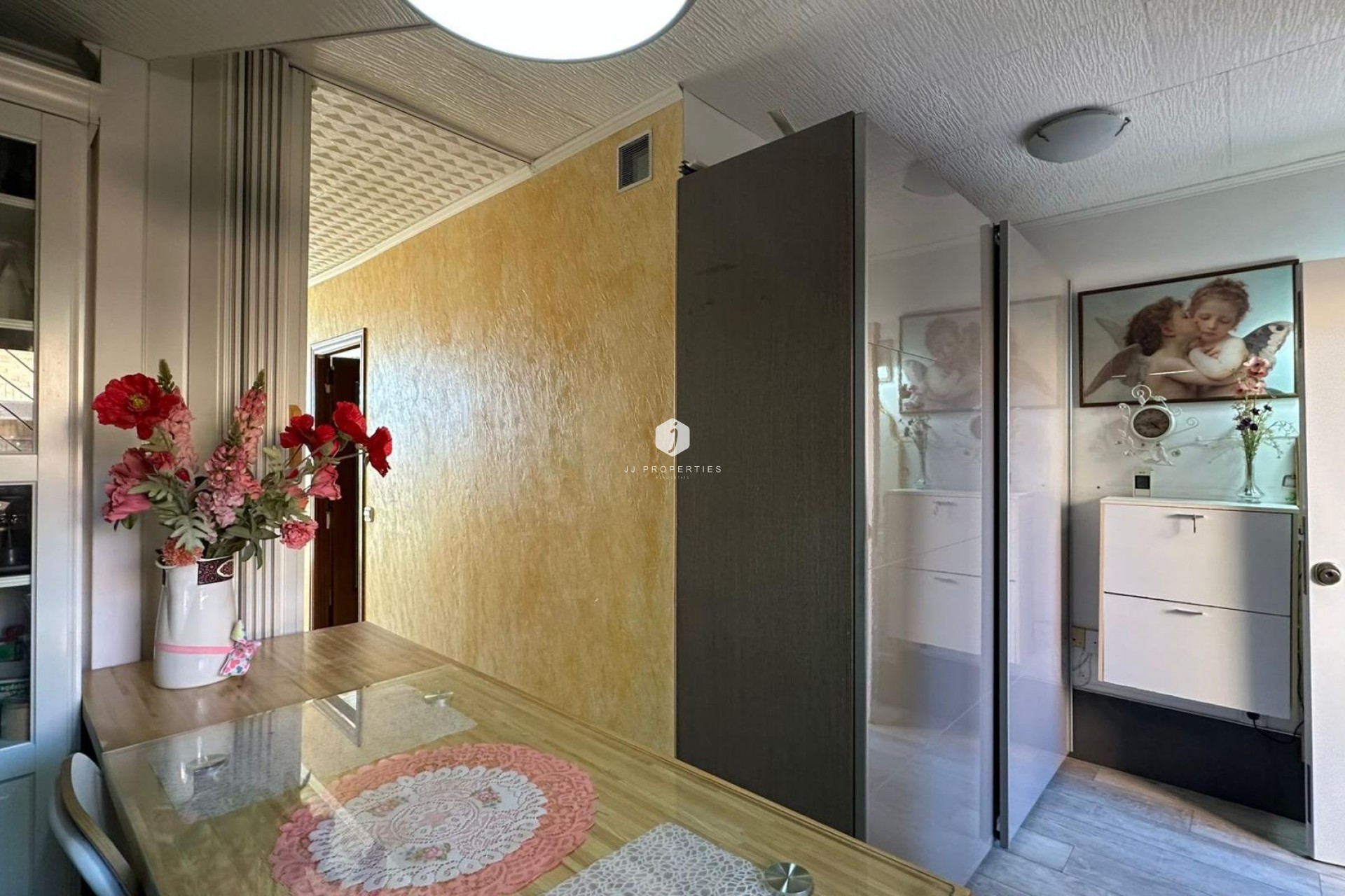 Segunda mano - Apartamento / piso -
Torrevieja - Centro