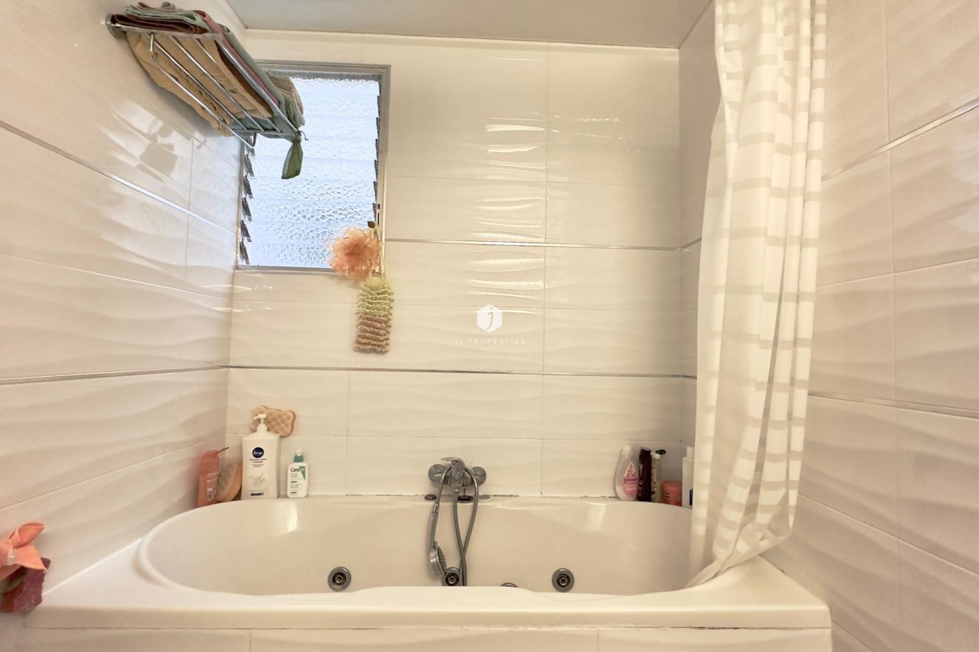 Segunda mano - Apartamento / piso -
Torrevieja - Centro