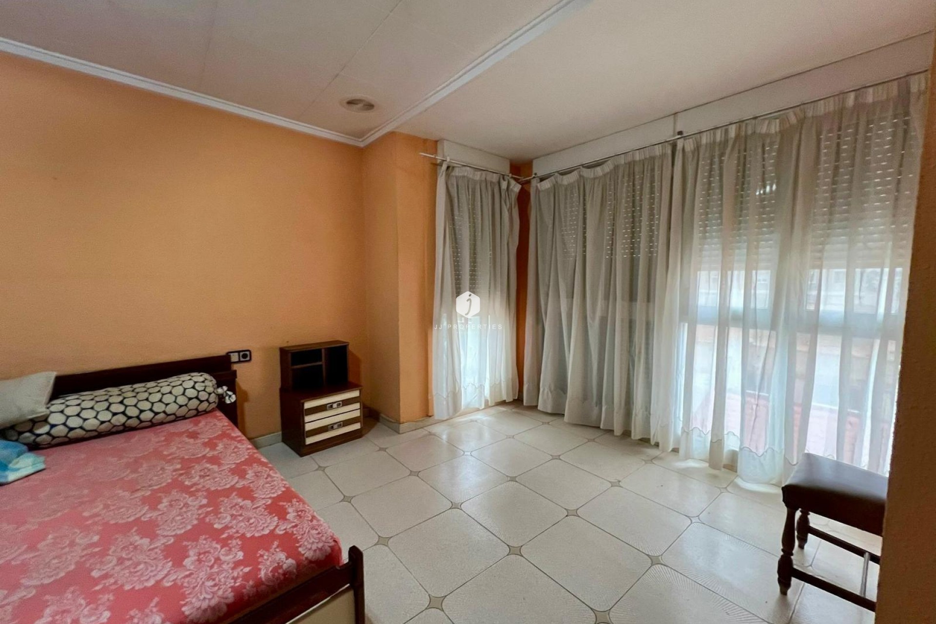Segunda mano - Apartamento / piso -
Torrevieja - Centro