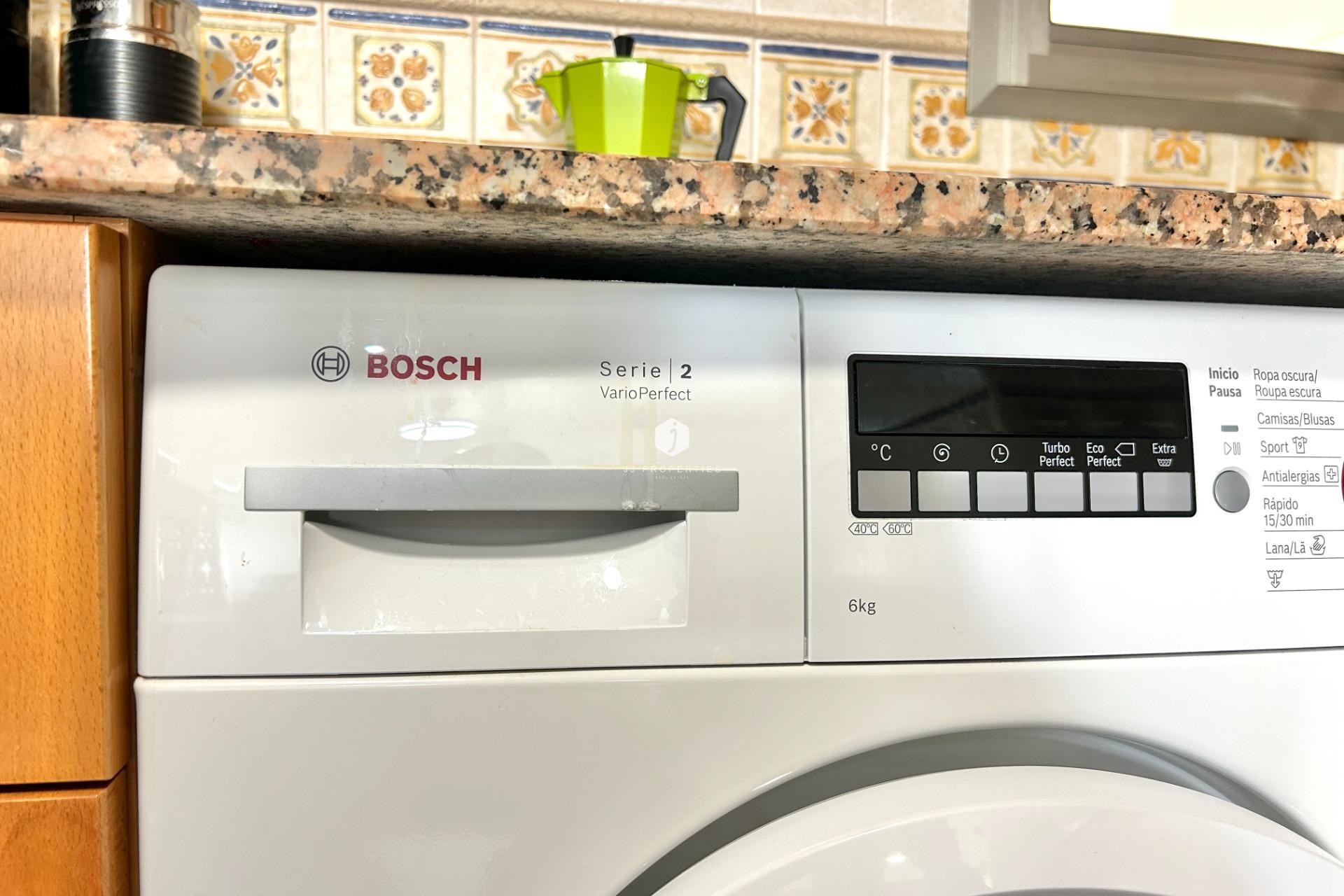 Segunda mano - Apartamento / piso -
Torrevieja - Centro