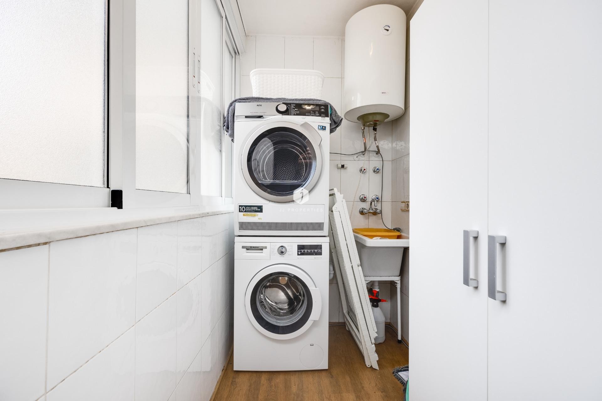 Segunda mano - Apartamento / piso -
Torrevieja - Centro