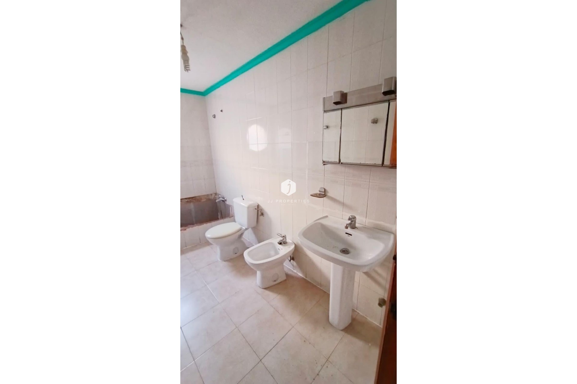 Segunda mano - Apartamento / piso -
Torrevieja - Centro