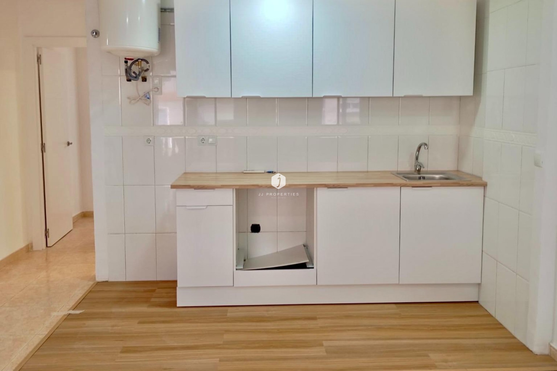 Segunda mano - Apartamento / piso -
Torrevieja - Centro