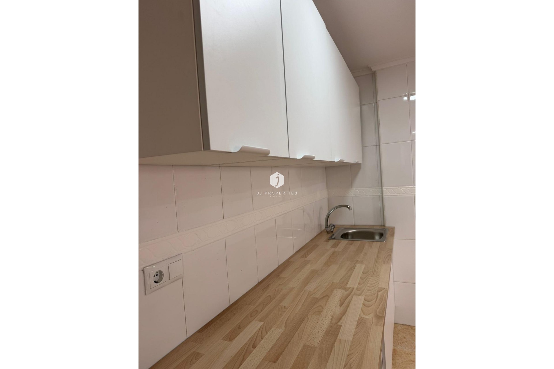Segunda mano - Apartamento / piso -
Torrevieja - Centro
