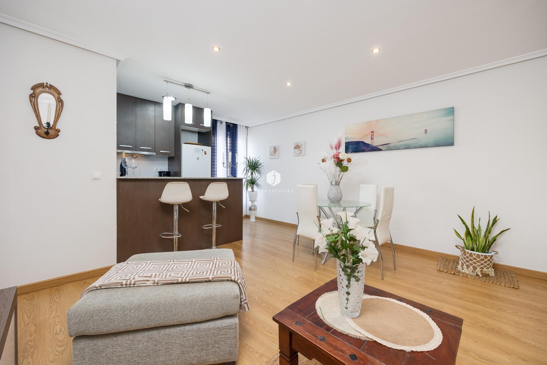 Segunda mano - Apartamento / piso -
Torrevieja - Centro