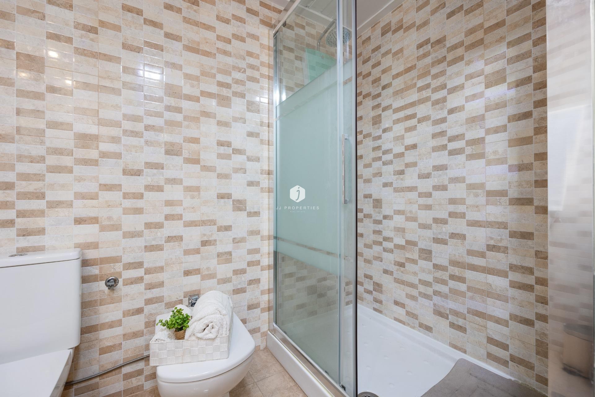 Segunda mano - Apartamento / piso -
Torrevieja - Centro